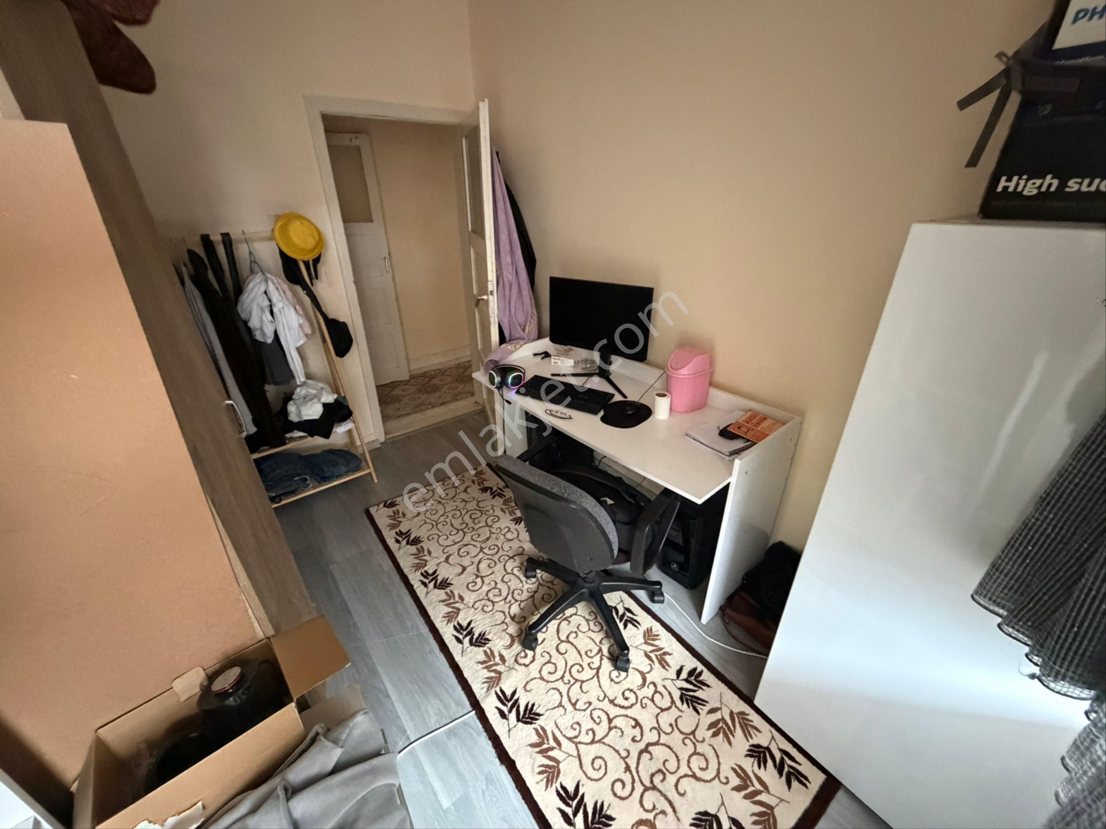 A L C Den Metro Yakını Ara Kat Salon Bağımsız 3+1 Satılık Daire - Görsel 11