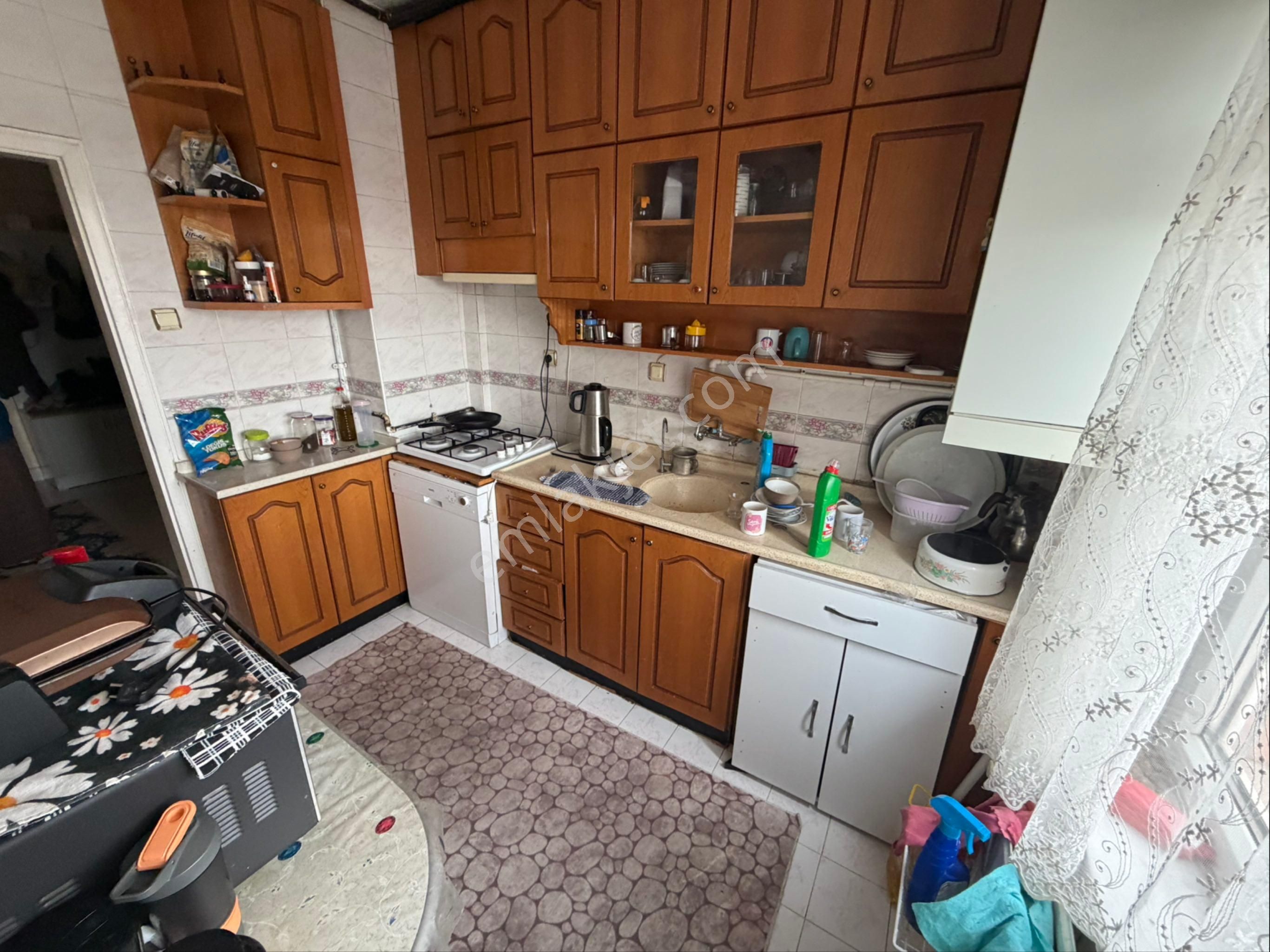 A L C Den Metro Yakını Ara Kat Salon Bağımsız 3+1 Satılık Daire - Görsel 18