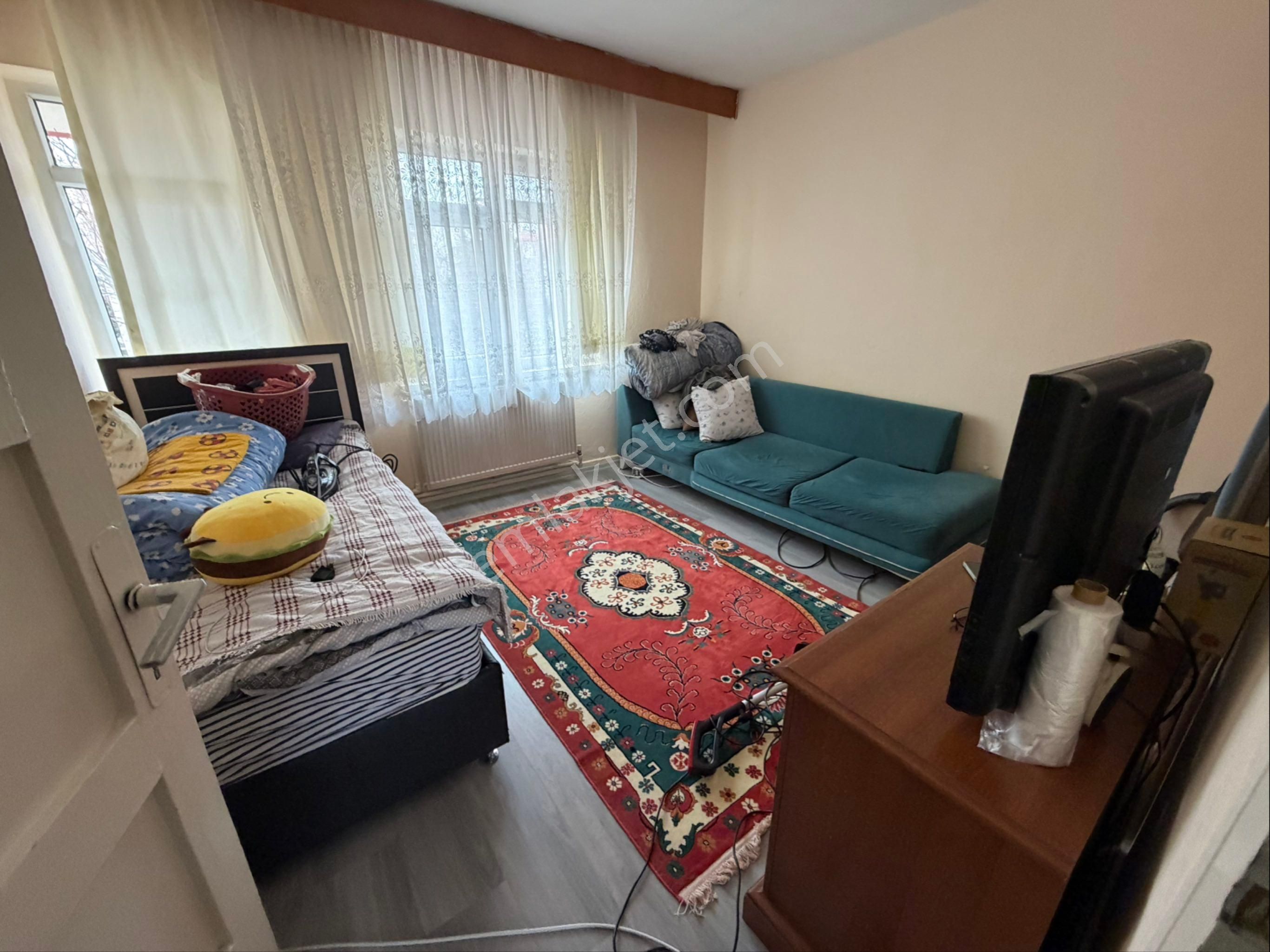 A L C Den Metro Yakını Ara Kat Salon Bağımsız 3+1 Satılık Daire - Görsel 14