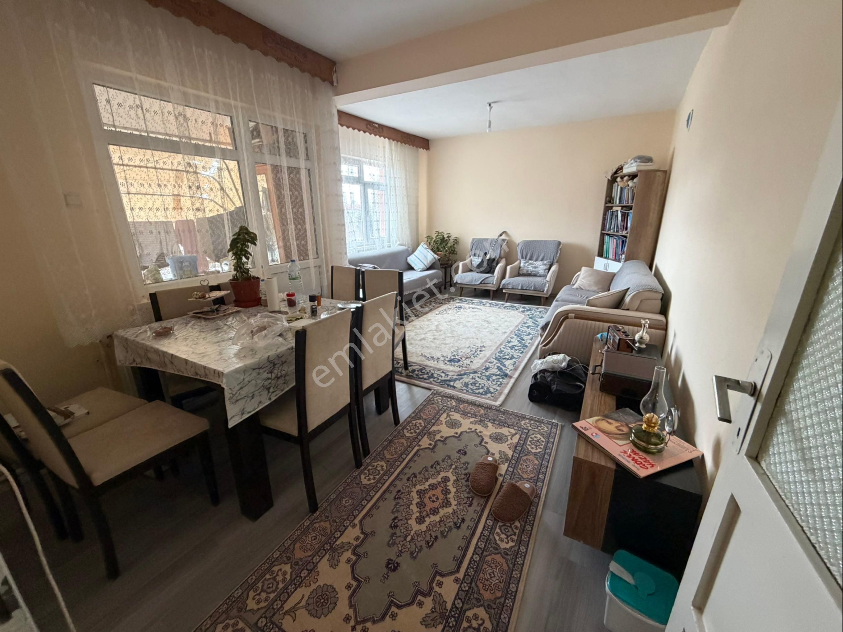 A L C Den Metro Yakını Ara Kat Salon Bağımsız 3+1 Satılık Daire - Görsel 22