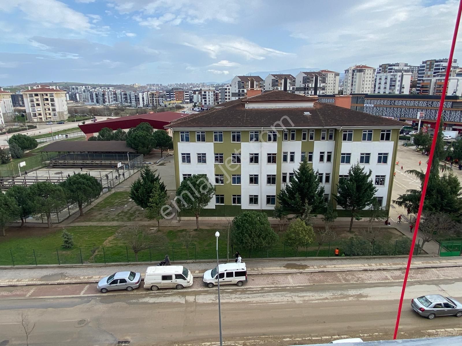 Hasanağa'da 2+1 92m2 Havuzlu Daire - Görsel 3