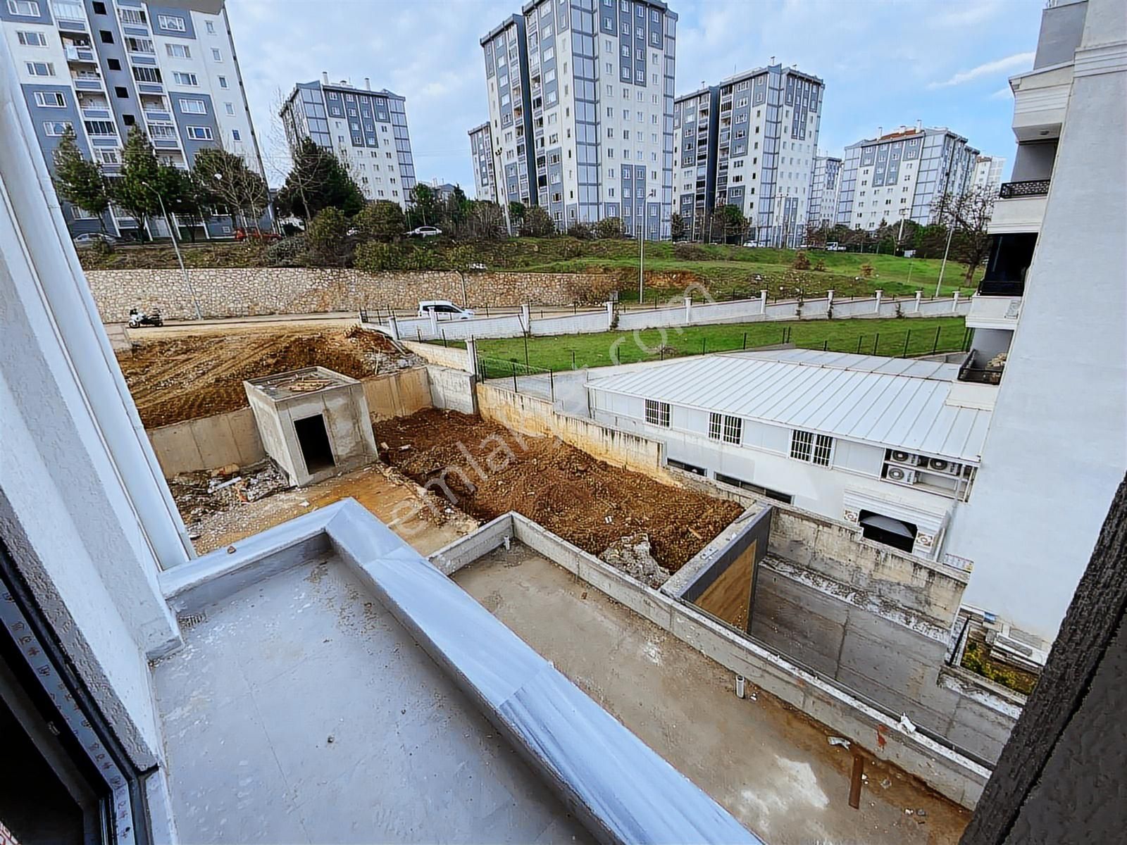 Hasanağa'da 2+1 92m2 Havuzlu Daire - Görsel 11