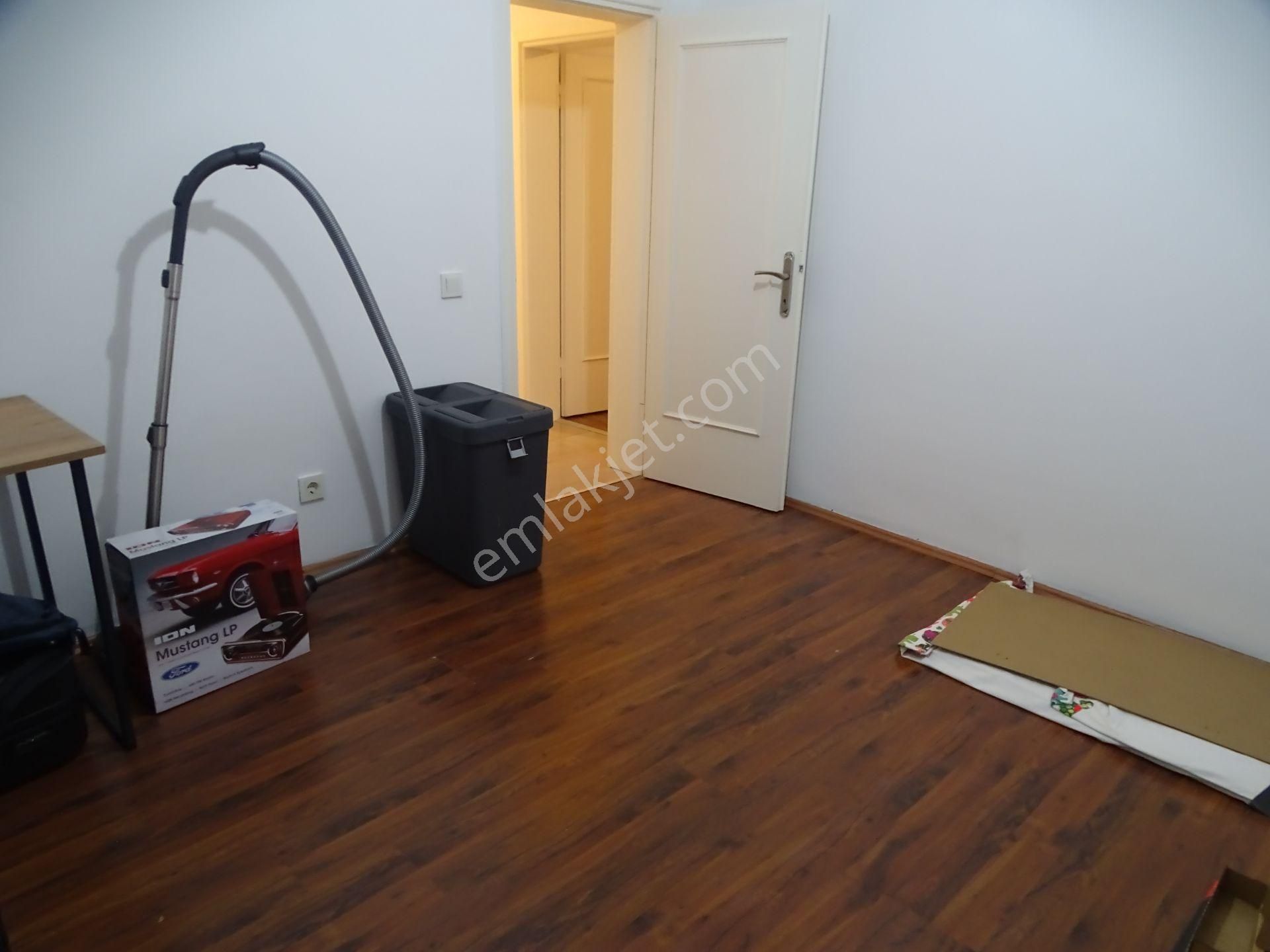 İstinye Parka Yakın Güvenlikli Otoparklı Sitede 3+1 Kombili Daire - Görsel 12