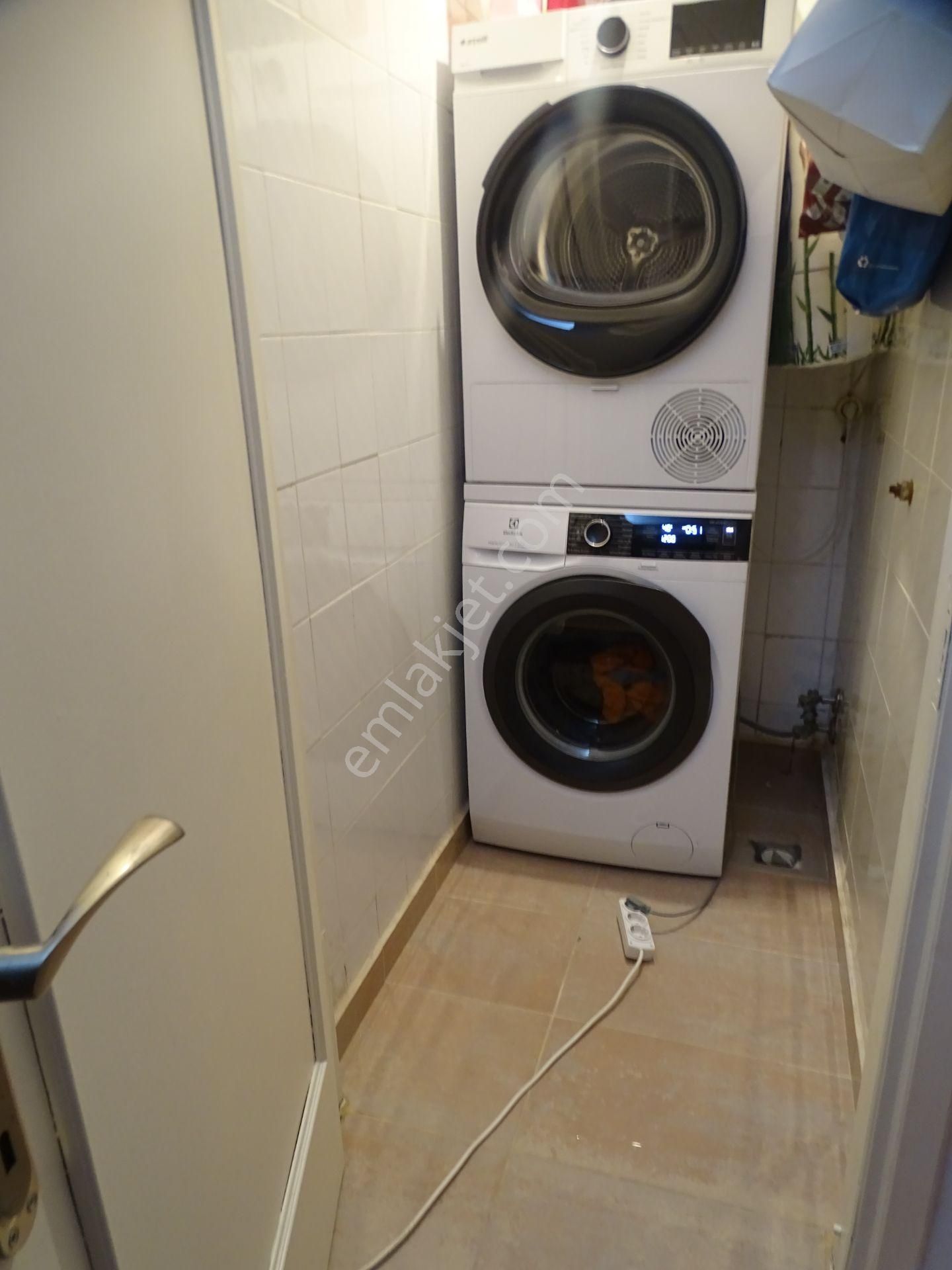 İstinye Parka Yakın Güvenlikli Otoparklı Sitede 3+1 Kombili Daire - Görsel 5