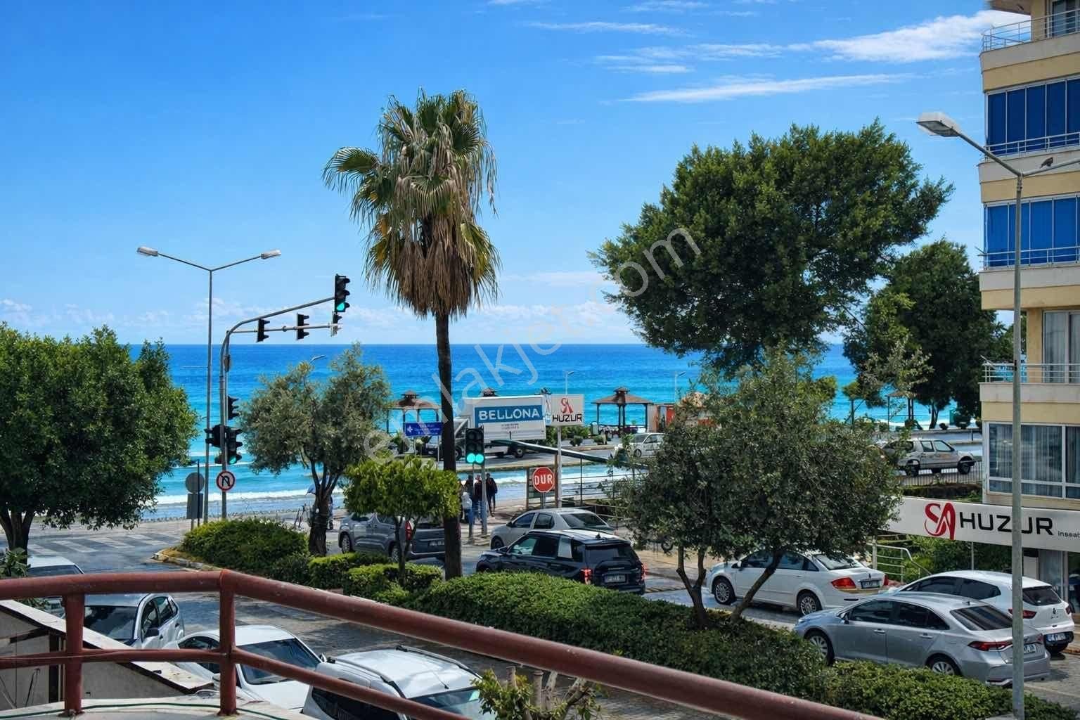 Mahmutlar'da Denıze Sıfır 2+1 Eşyalı Geniş Daire - Görsel 18