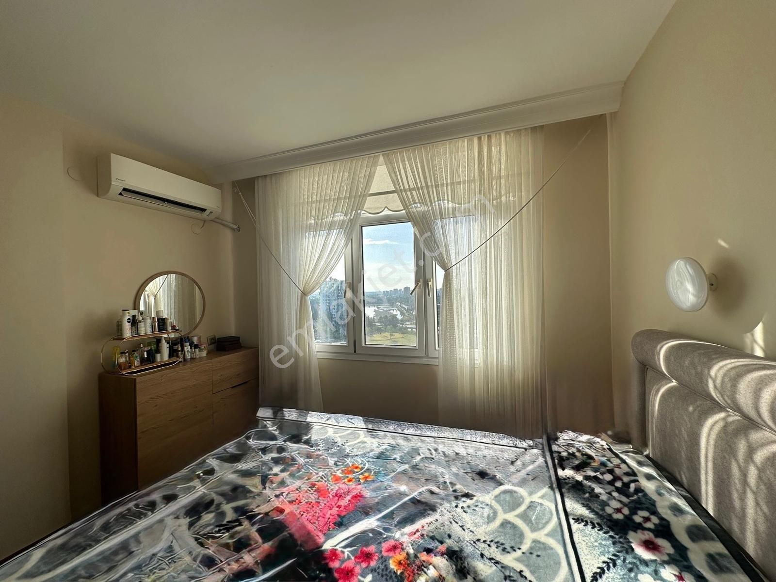 3+1beyazevler Göl Manzaralı Geniş Ferrah Masrafsız 10-9katı İskanlı 170m2 Kat Mülkiyetli Hasarsız - Görsel 7