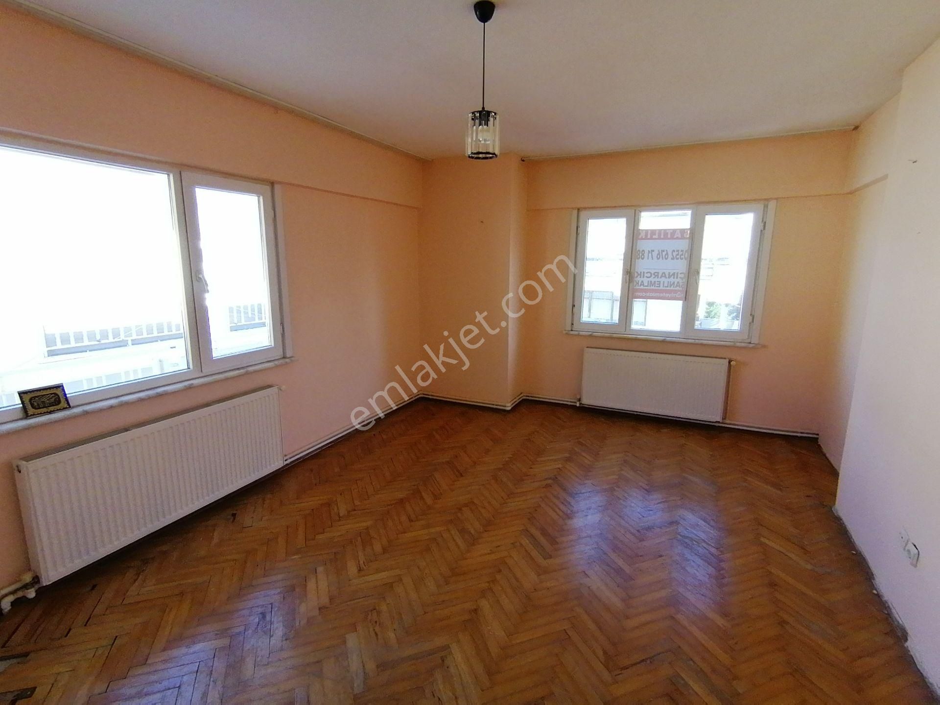 Şanlı Emlaktan.. Çınarcık Harmanlar Mh.'de ,sahile Çok Yakın, / 2+1 / 100m2 / Doğalgazlı Daire - Görsel 2