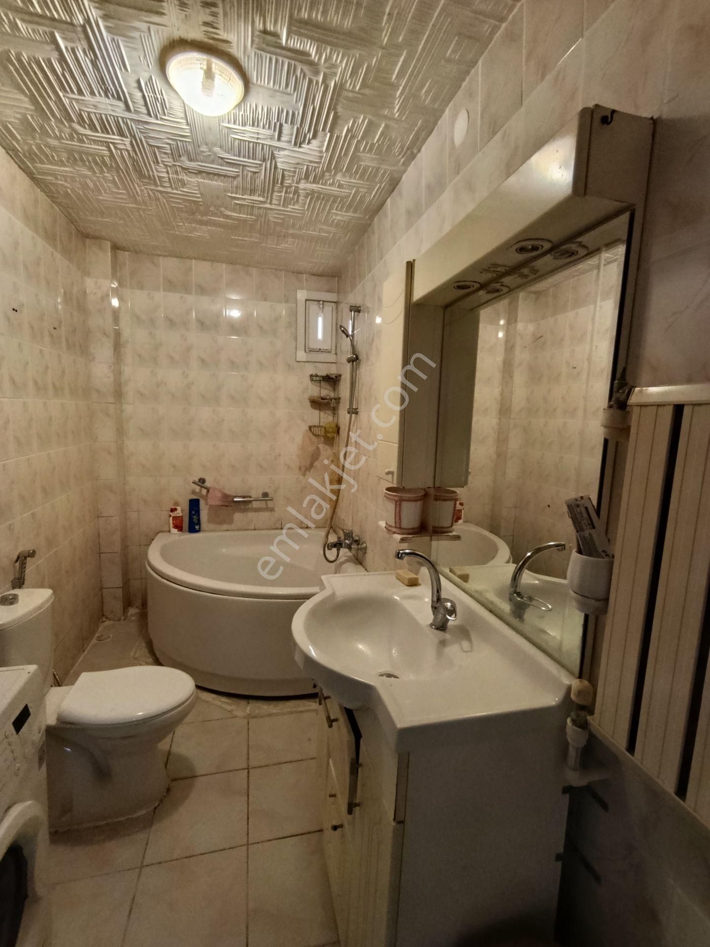 Şanlı Emlaktan..çınarcık Çamlık Mh.'de / 3+1 / 145m2 / Doğalgazlı / Eşyalı Satılık Daire - Görsel 22