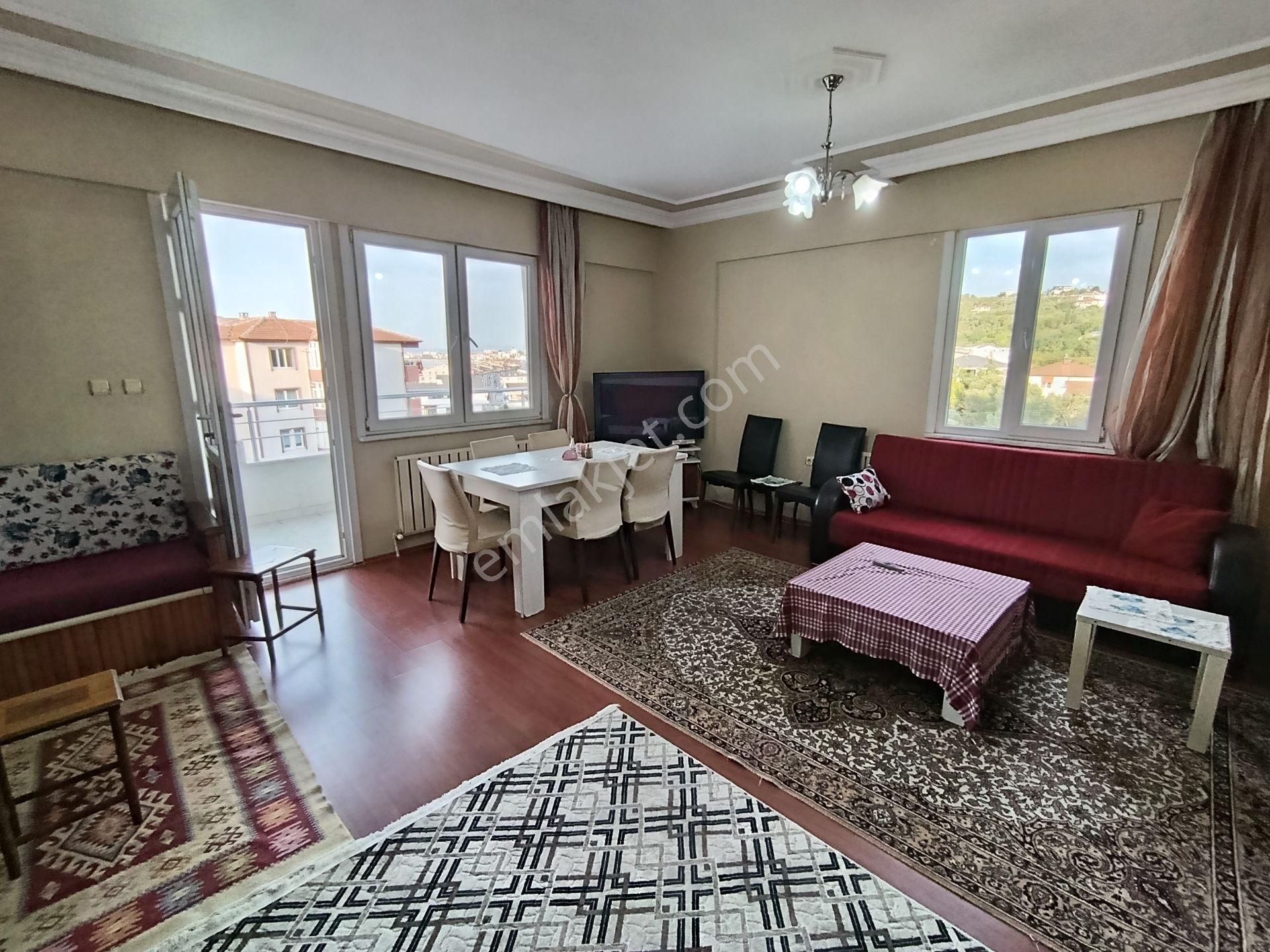 Şanlı Emlaktan..çınarcık Çamlık Mh.'de / 3+1 / 145m2 / Doğalgazlı / Eşyalı Satılık Daire