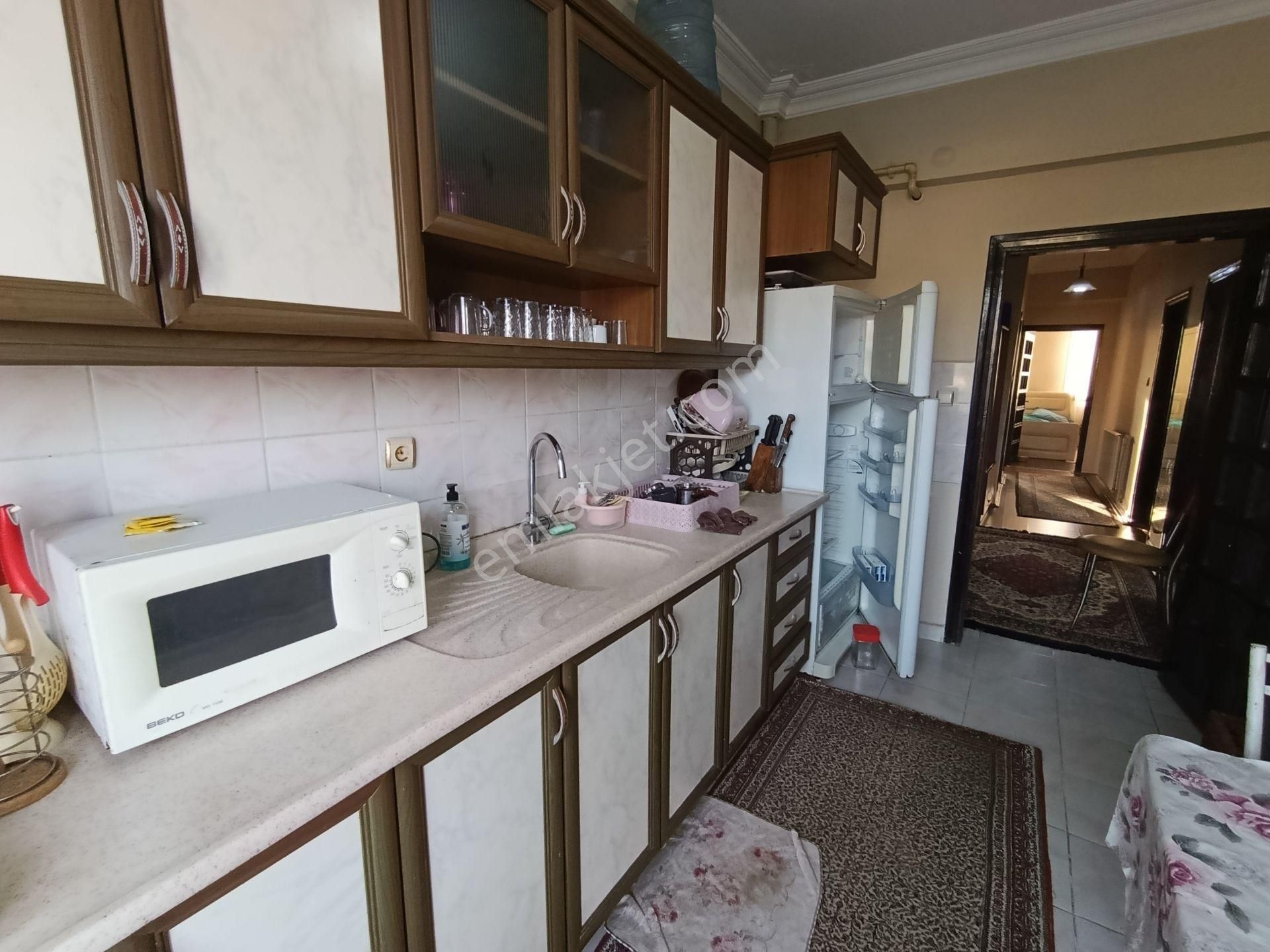 Şanlı Emlaktan..çınarcık Çamlık Mh.'de / 3+1 / 145m2 / Doğalgazlı / Eşyalı Satılık Daire - Görsel 12