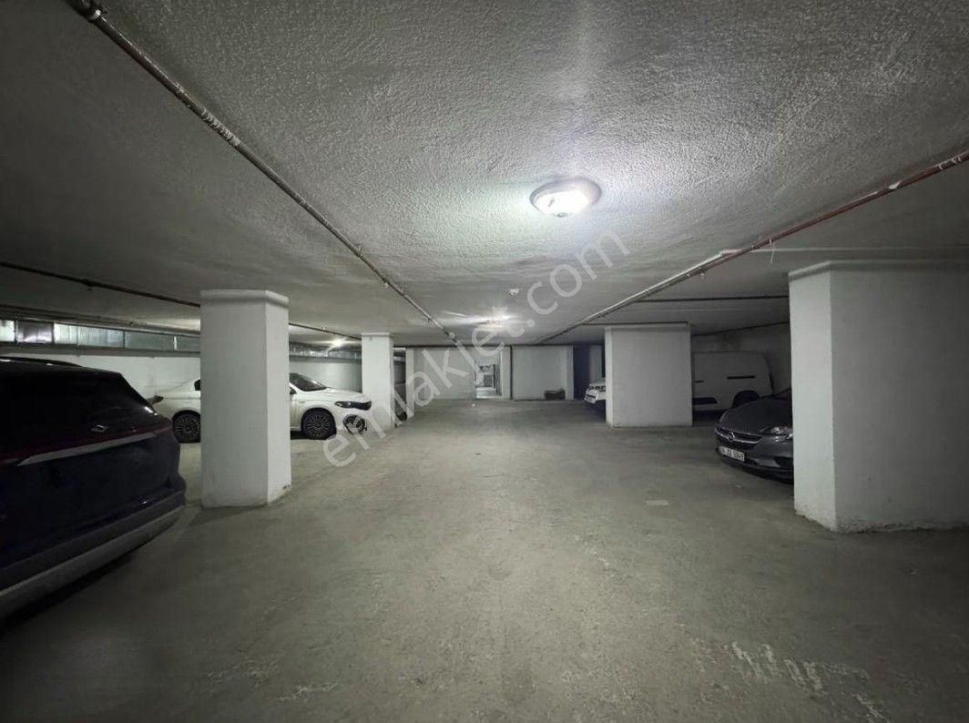Kozyatağı Metroya Yakın Önü Açık Ferah 2+1 75 M2 Net Satılık.... - Görsel 14