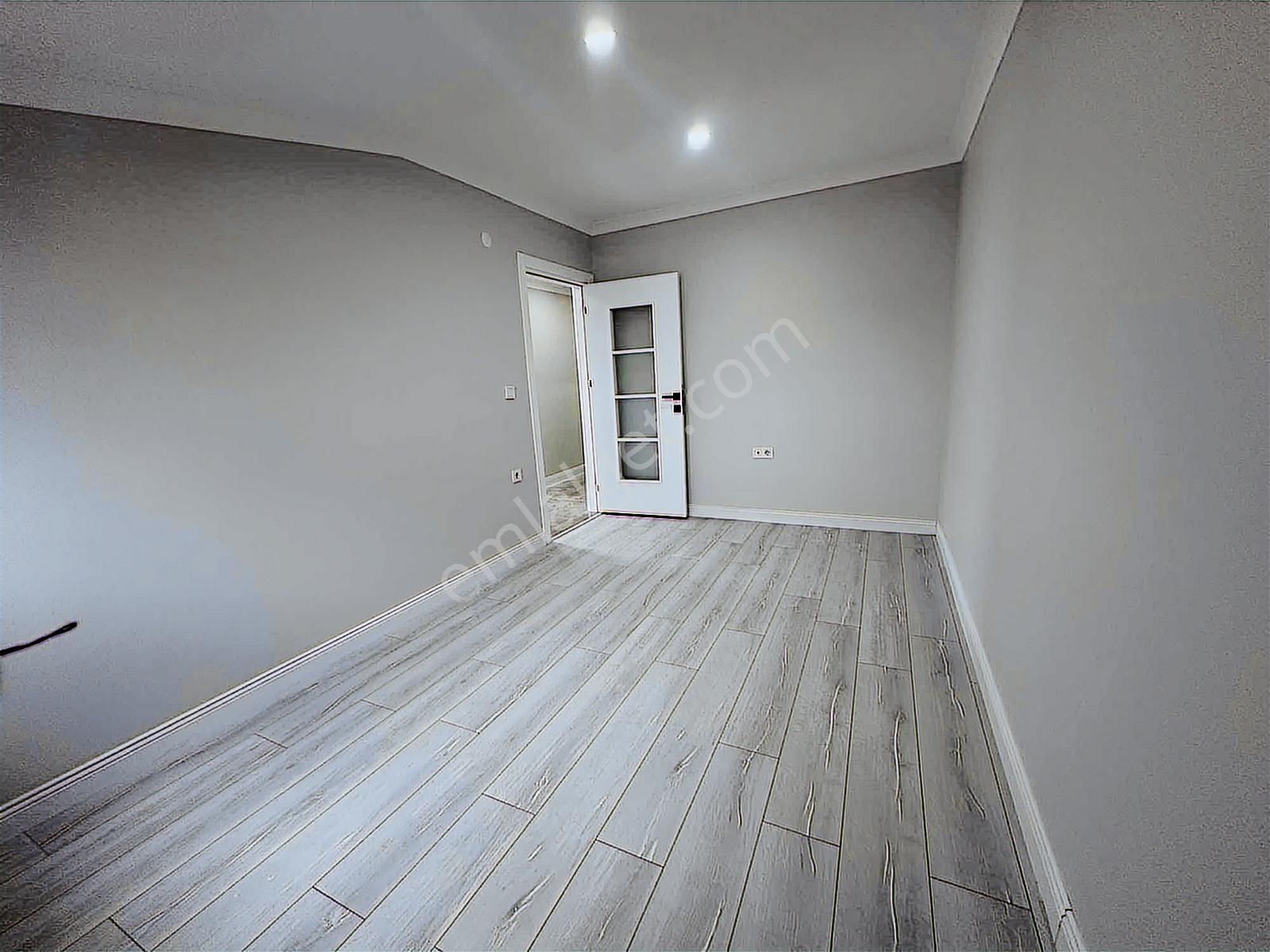 Orhangazi Mah Cadde Üzeri Satılık Lğks 4+1 Üst Dublex - Görsel 4