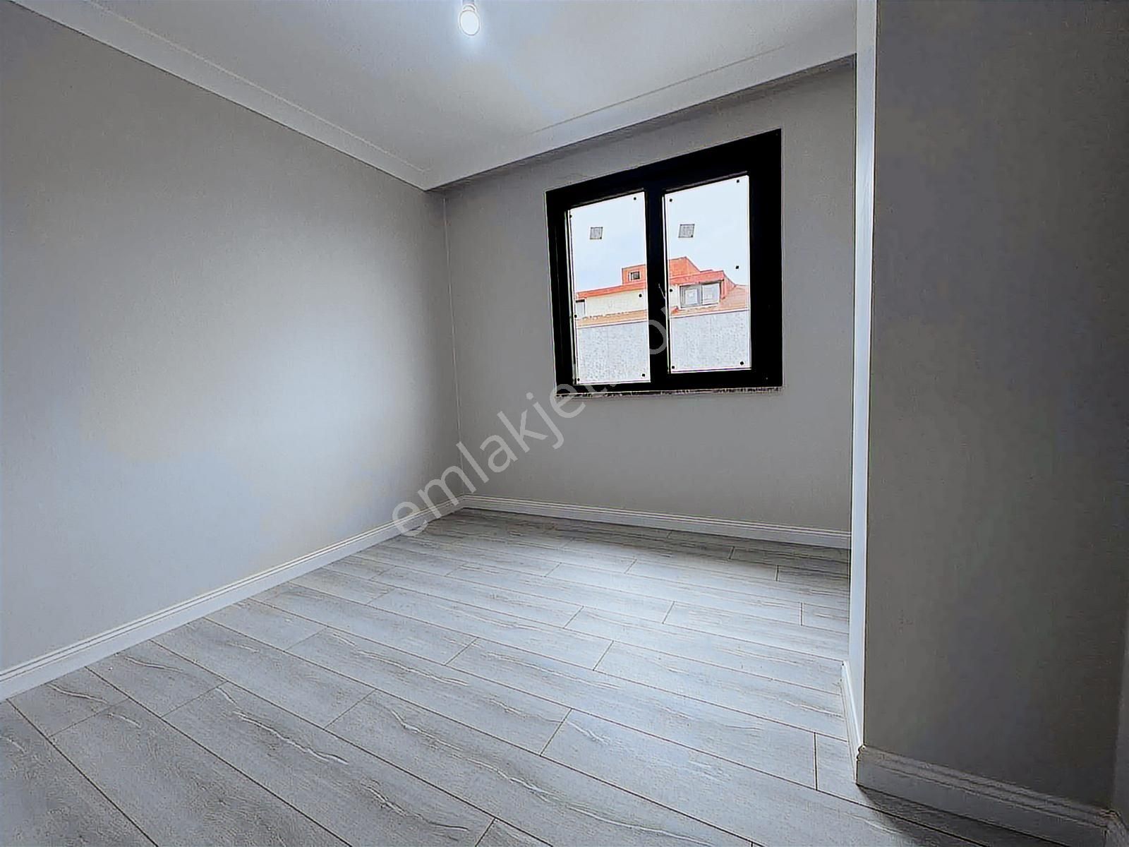 Orhangazi Mah Cadde Üzeri Satılık Lğks 4+1 Üst Dublex - Görsel 17