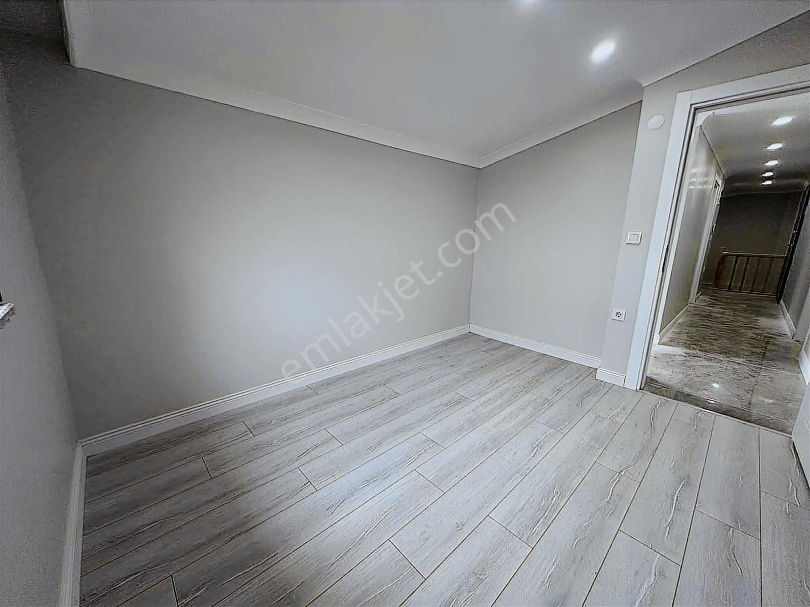 Orhangazi Mah Cadde Üzeri Satılık Lğks 4+1 Üst Dublex - Görsel 23