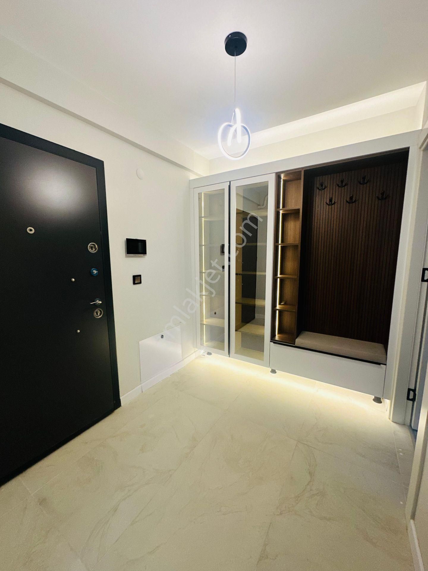 A Plus Gayrimenkulden Havuzlı Site İçerisinde 3+1 Kiralık Daire - Görsel 16