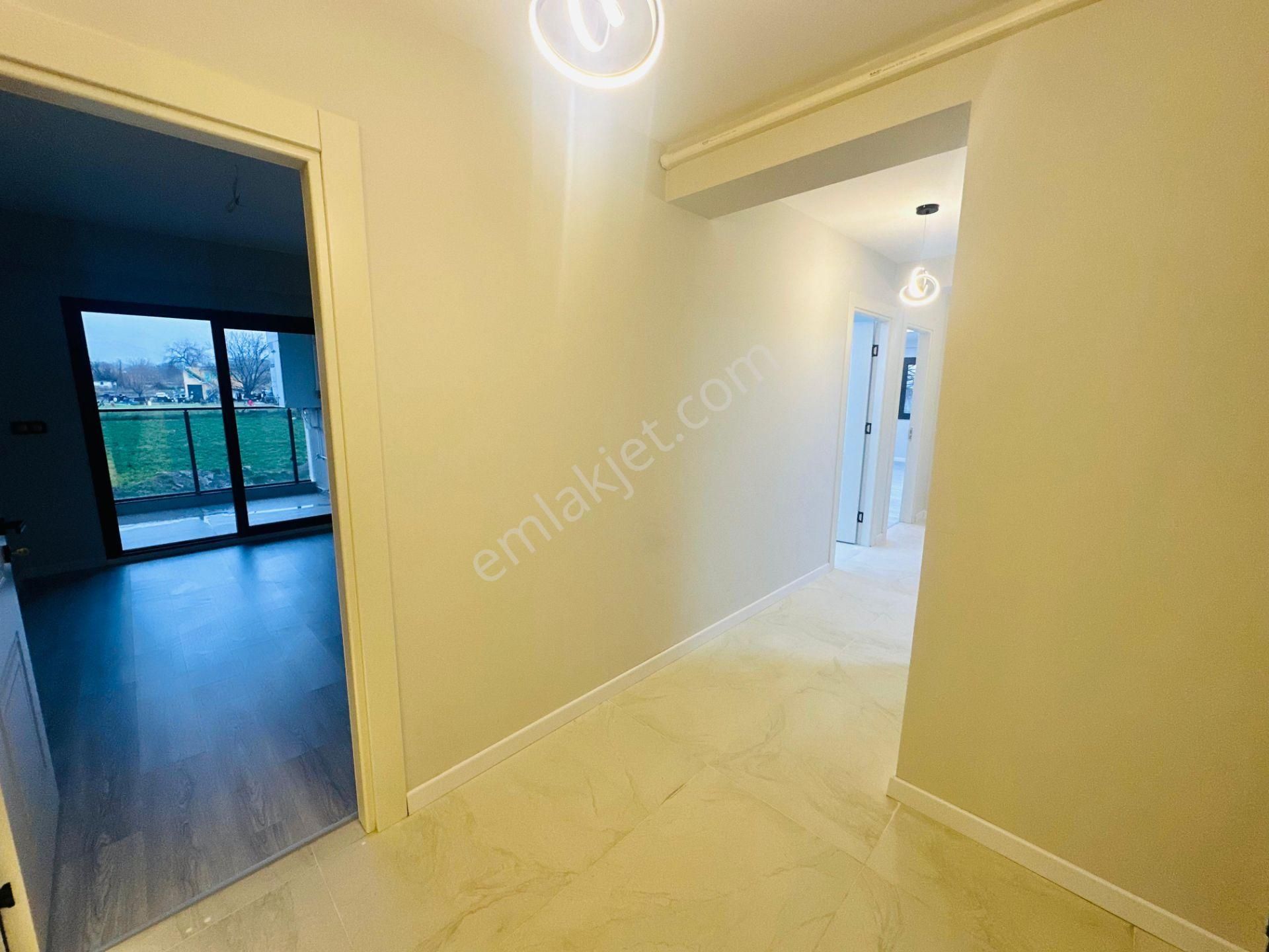 A Plus Gayrimenkulden Havuzlı Site İçerisinde 3+1 Kiralık Daire - Görsel 17