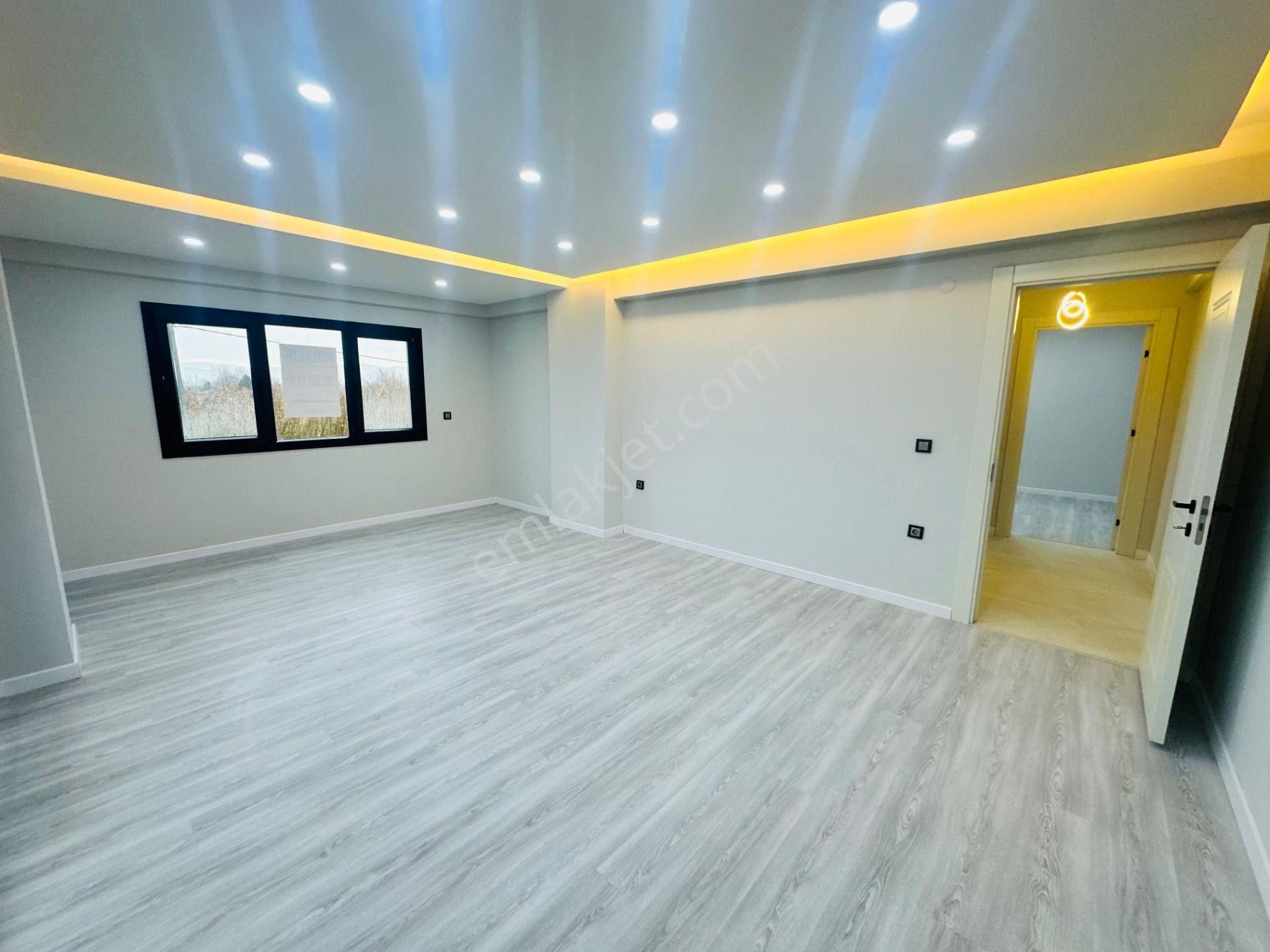 A Plus Gayrimenkulden Havuzlı Site İçerisinde 3+1 Kiralık Daire - Görsel 27