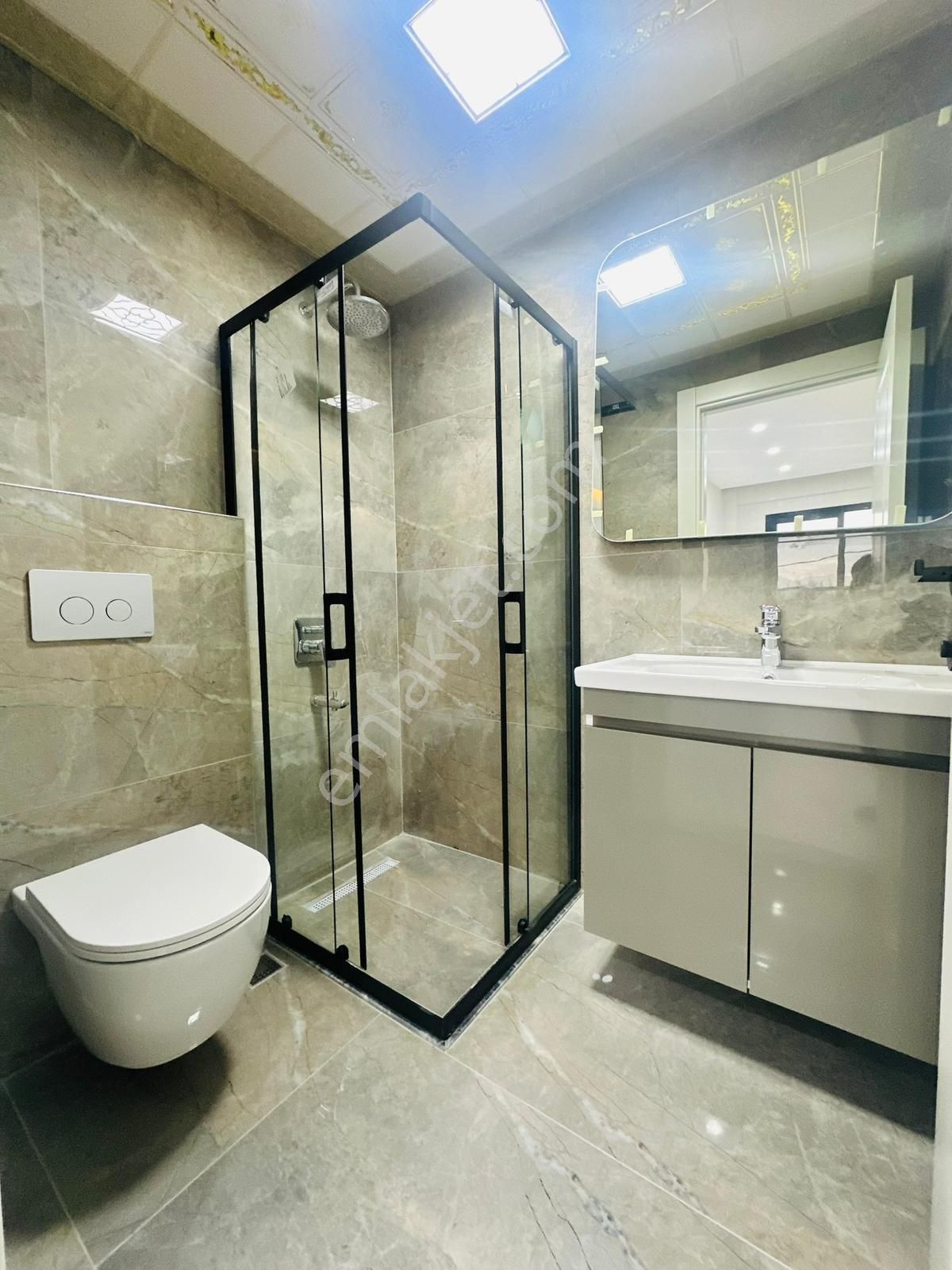 A Plus Gayrimenkulden Havuzlı Site İçerisinde 3+1 Kiralık Daire - Görsel 12