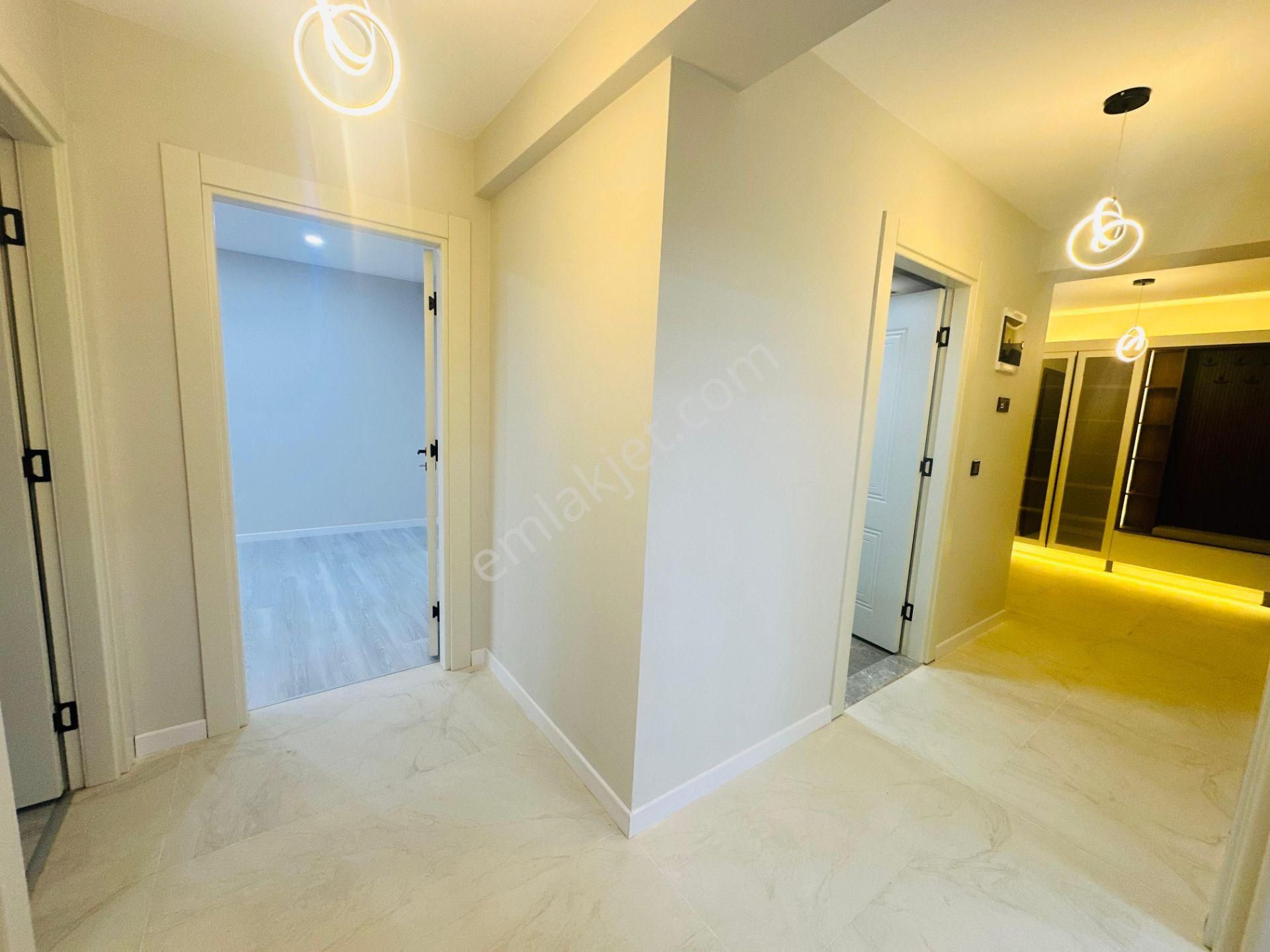 A Plus Gayrimenkulden Havuzlı Site İçerisinde 3+1 Kiralık Daire - Görsel 22