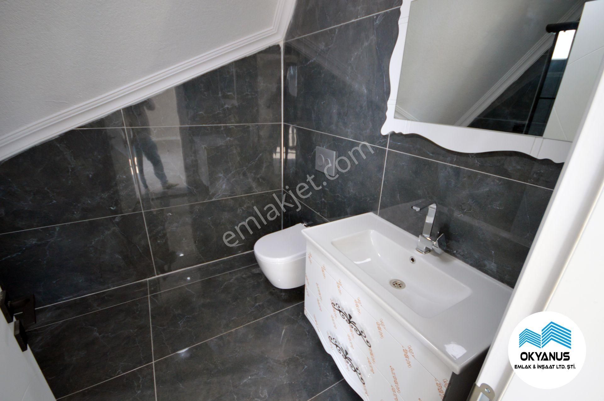 Sakarya Kocaali'de Deniz Gören Geniş Oturuma Sahip 3+1 Modern Villa - Görsel 32