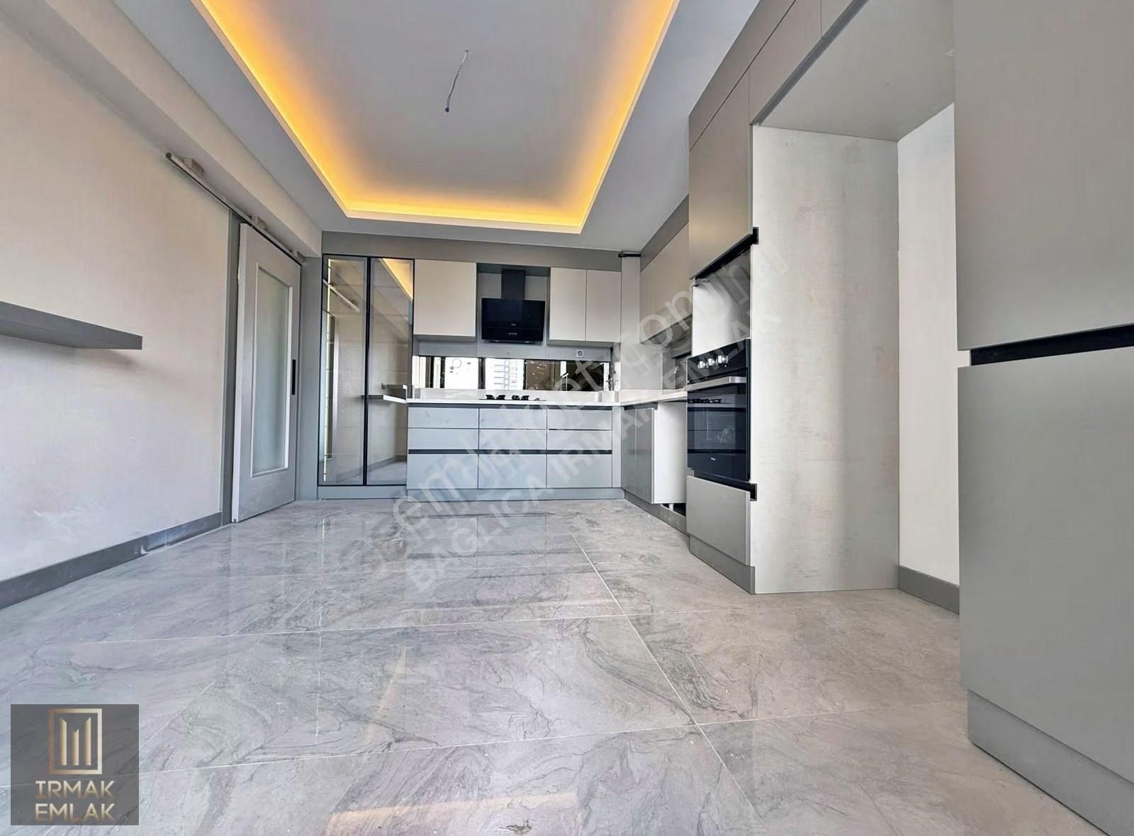 Irmak Emlak- Bağlıca'da Oturuma Hazır Kat Seçenekli 4+1 Daireler - Görsel 8