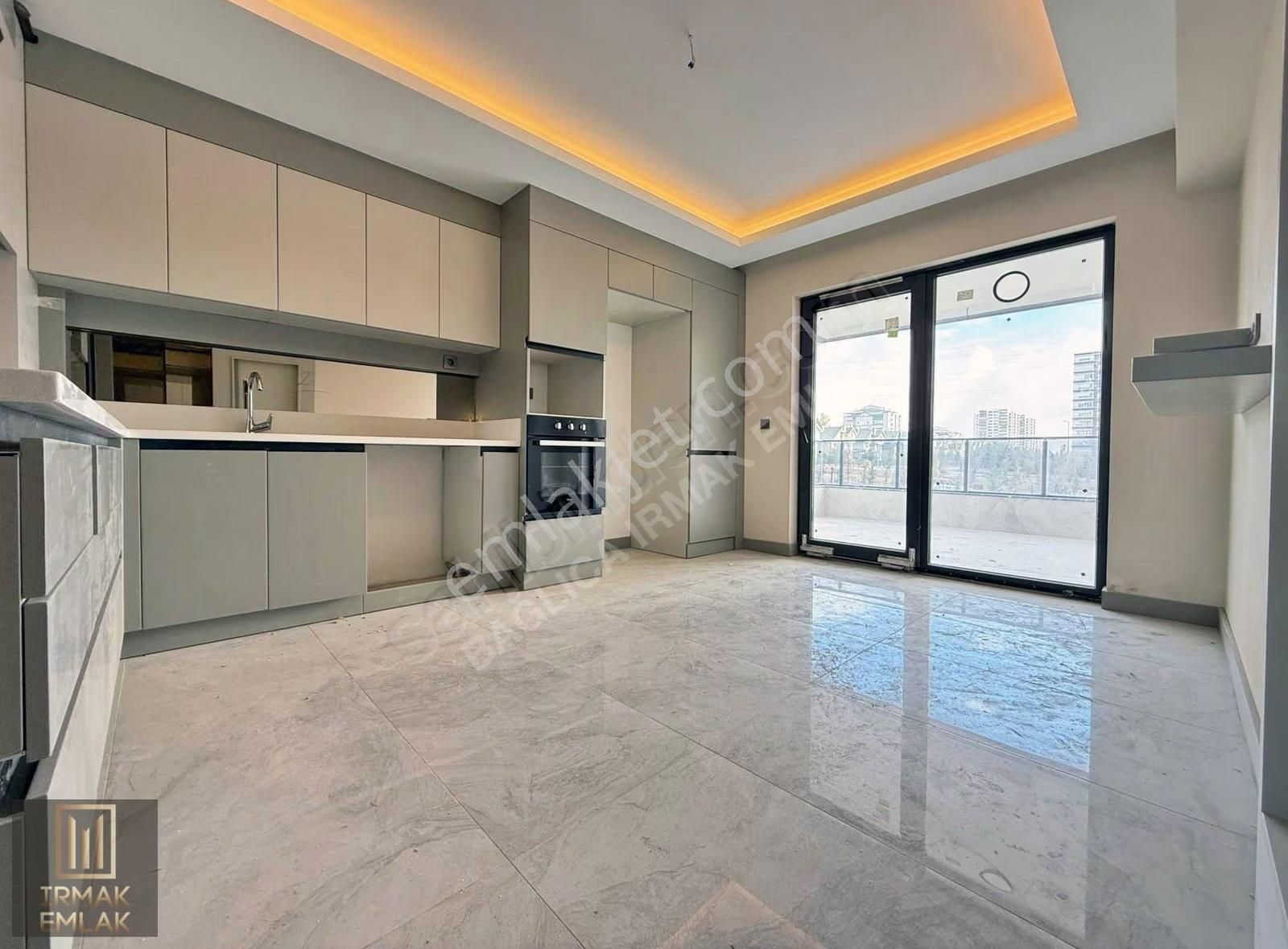 Irmak Emlak- Bağlıca'da Oturuma Hazır Kat Seçenekli 4+1 Daireler - Görsel 10