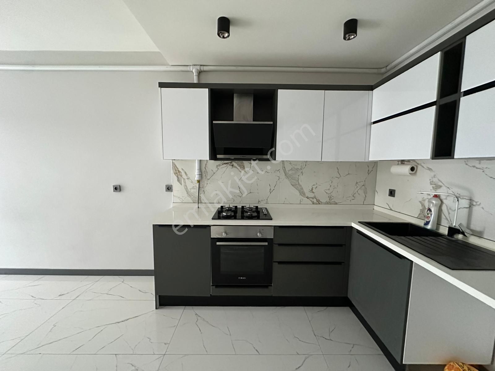 Dora Dan Akçayın En Lüx Ve Nezih Sitesinde Kiralık 3+1 Dubleks - Görsel 32