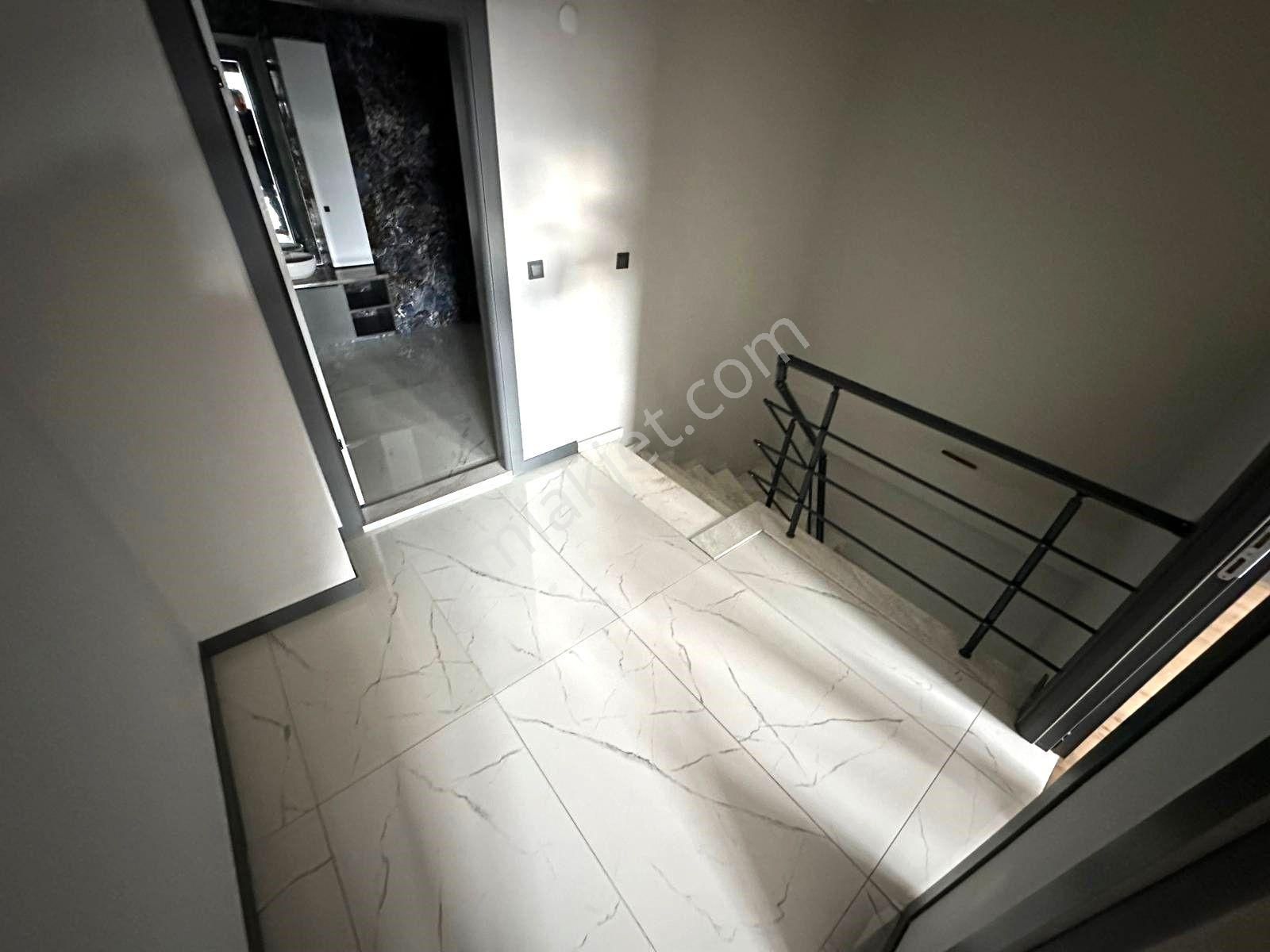 Dora Dan Akçayın En Lüx Ve Nezih Sitesinde Kiralık 3+1 Dubleks - Görsel 14