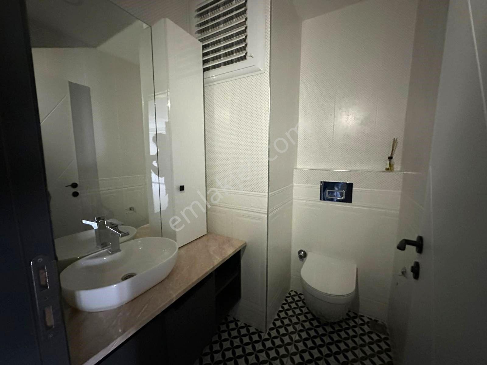 Dora Dan Akçayın En Lüx Ve Nezih Sitesinde Kiralık 3+1 Dubleks - Görsel 31