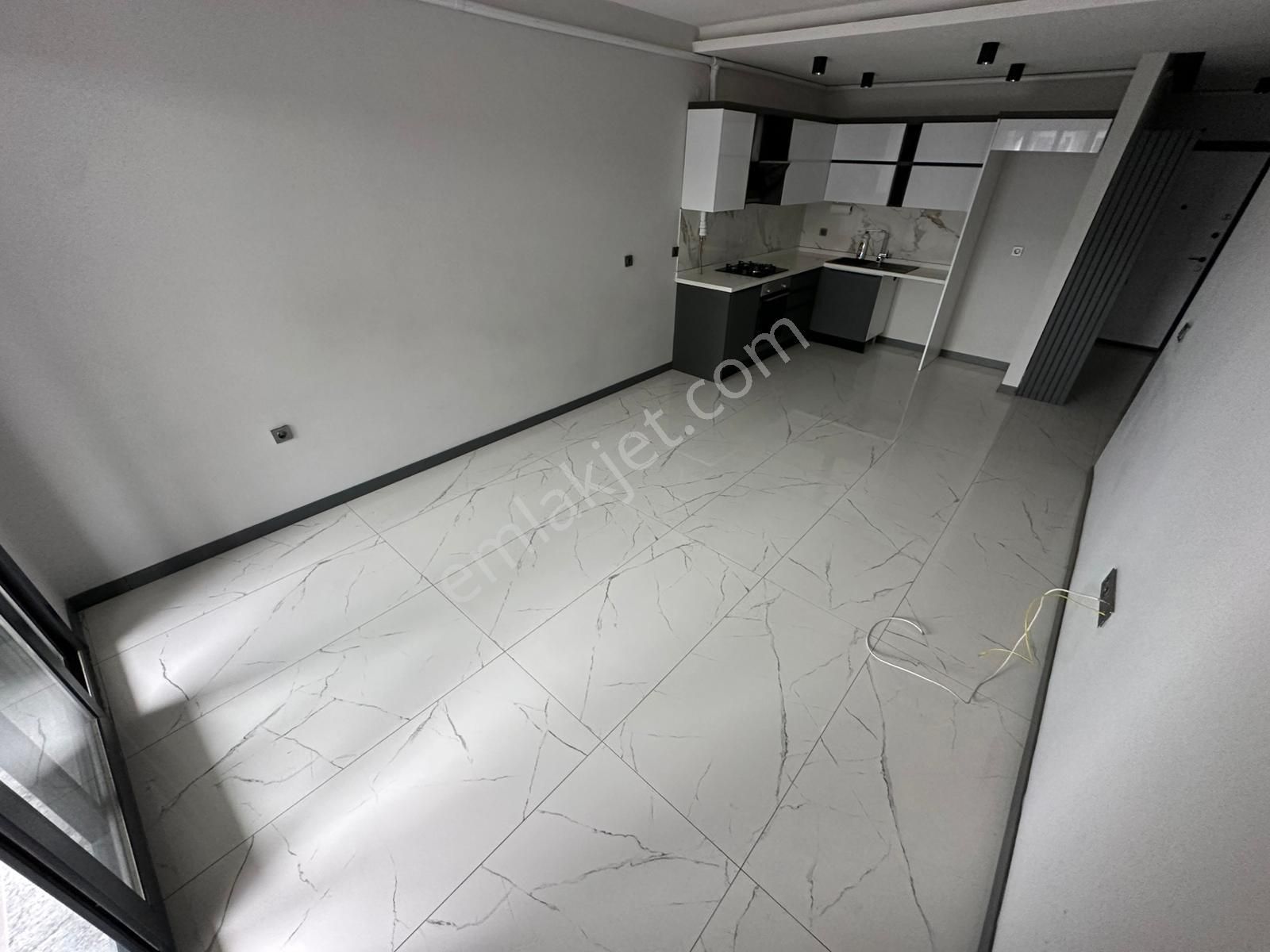 Dora Dan Akçayın En Lüx Ve Nezih Sitesinde Kiralık 3+1 Dubleks - Görsel 24