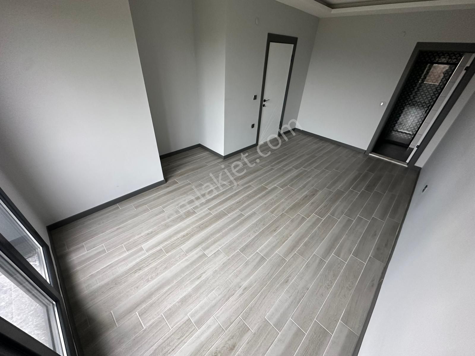 Dora Dan Akçayın En Nezih Ve Lüx Sitesinde Kiralık 2+1 Daire - Görsel 21