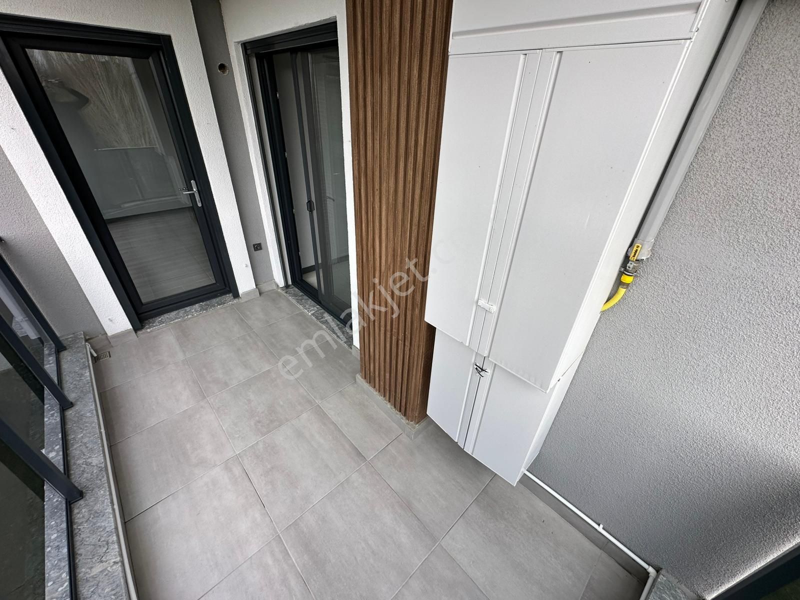 Dora Dan Akçayın En Nezih Ve Lüx Sitesinde Kiralık 2+1 Daire - Görsel 2