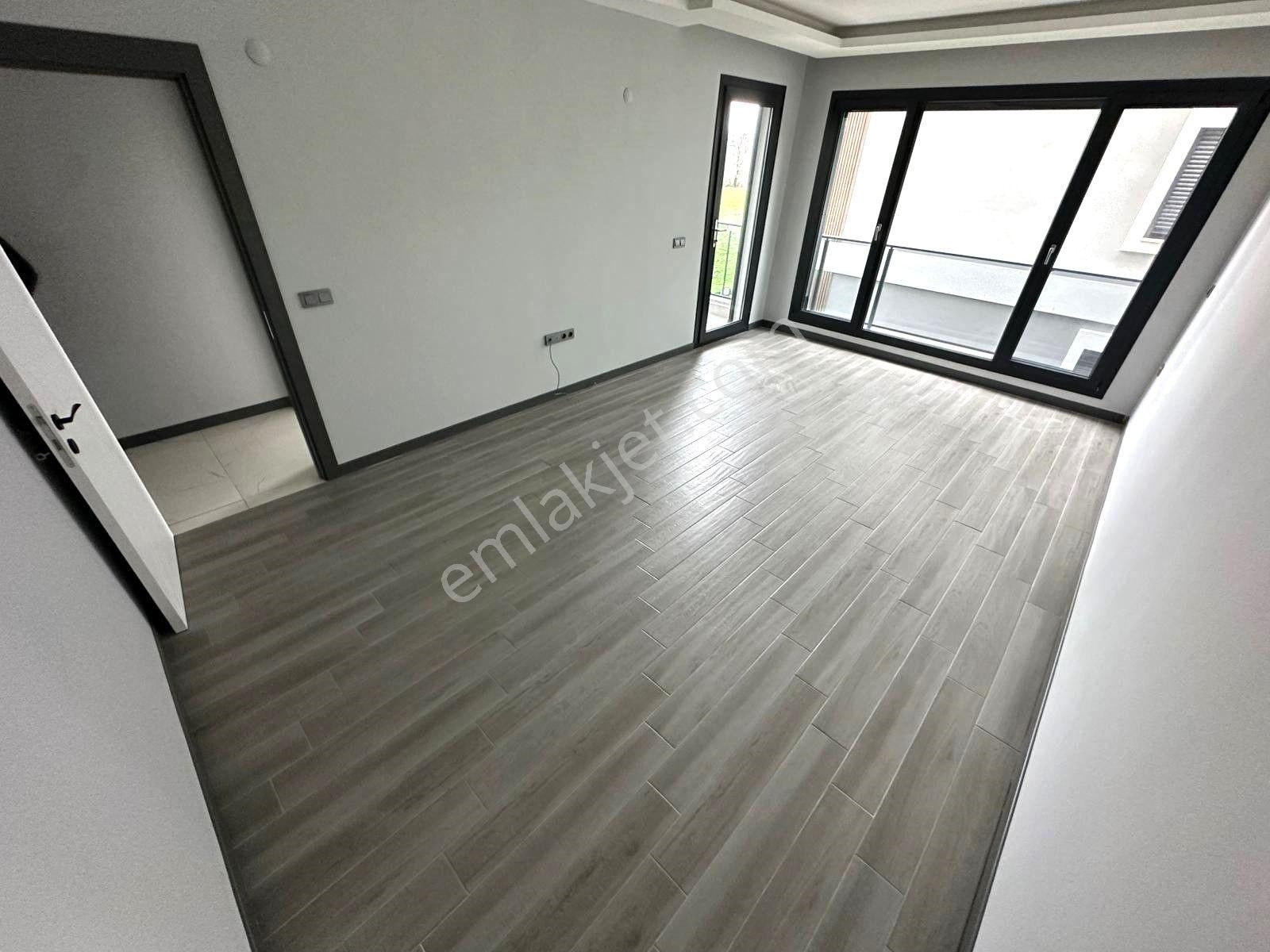 Dora Dan Akçayın En Nezih Ve Lüx Sitesinde Kiralık 2+1 Daire - Görsel 9