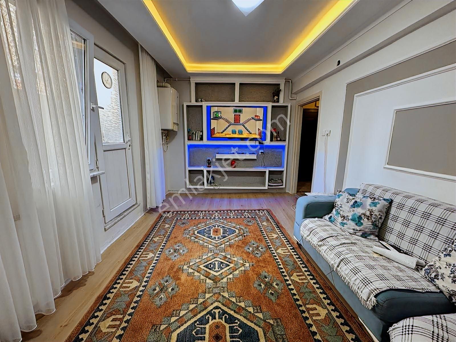 Acil Sefaköy Merkeze Yakın 2+1 80m (24m Arsa Paylı) İçi Yapılı - Görsel 4