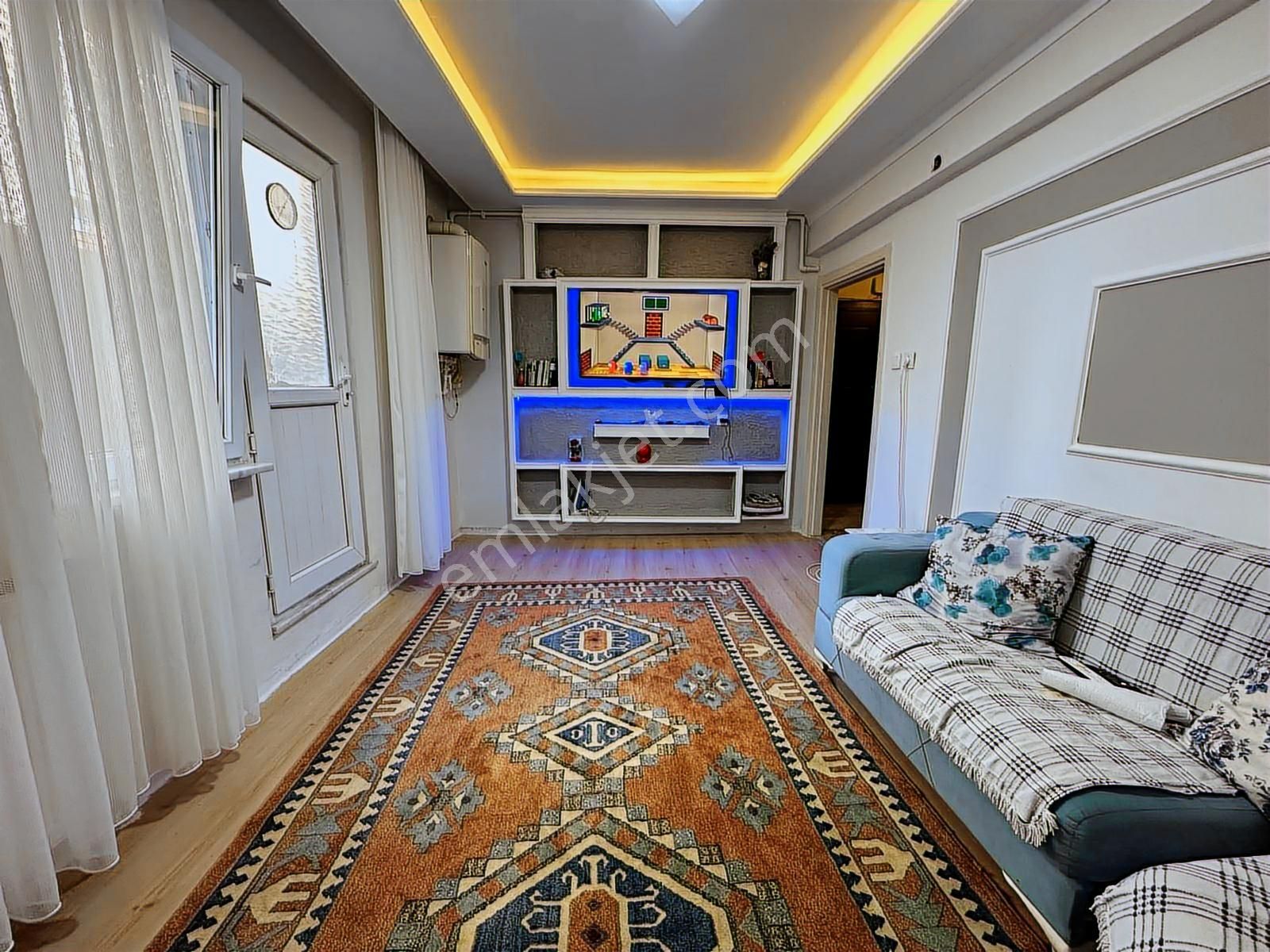 Acil Sefaköy Merkeze Yakın 2+1 80m (24m Arsa Paylı) İçi Yapılı - Görsel 2