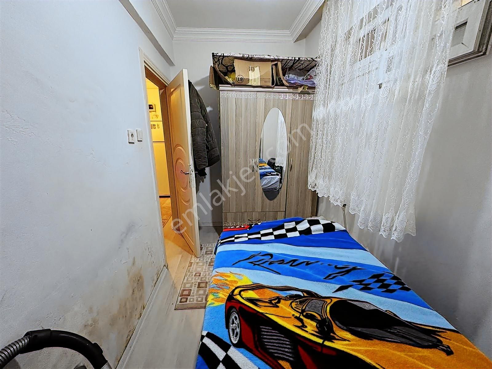 Acil Sefaköy Merkeze Yakın 2+1 80m (24m Arsa Paylı) İçi Yapılı - Görsel 27