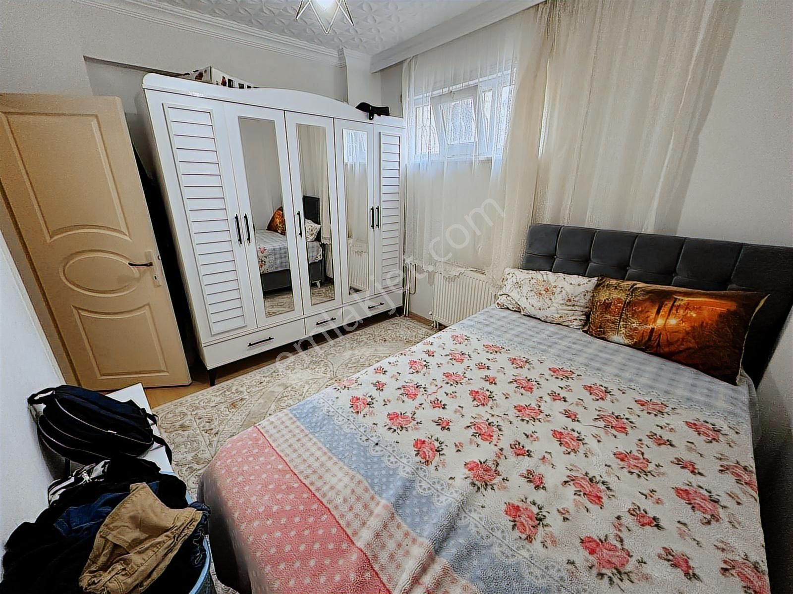 Acil Sefaköy Merkeze Yakın 2+1 80m (24m Arsa Paylı) İçi Yapılı - Görsel 14