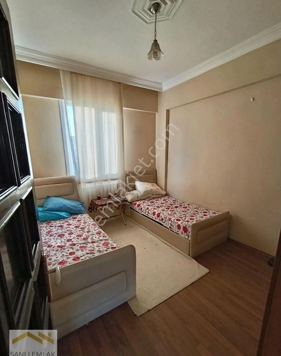 Şanlı Emlaktan..çınarcık Çamlık Mh.'de / 3+1 / 145m2 / Doğalgazlı / Eşyalı Kiralık Daire - Görsel 18