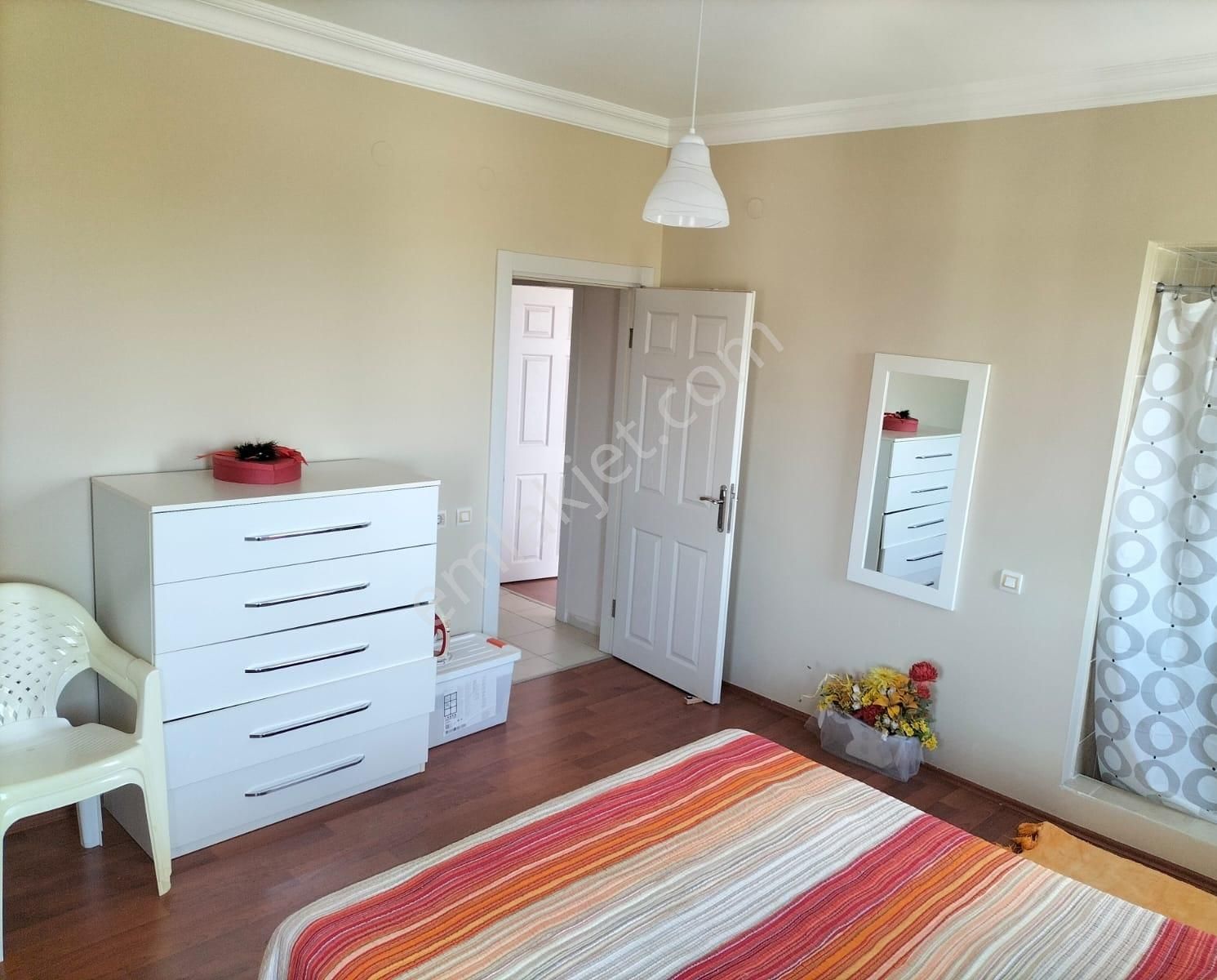 Kundu Kemerağzı Da Havuzlu Site İçerisinde Full Eşyalı Geniş 3+1 - Görsel 5