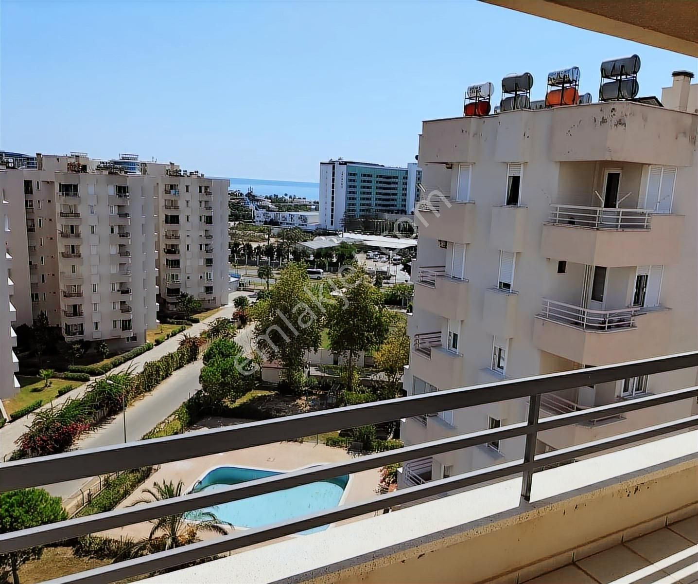 Kundu Kemerağzı Da Havuzlu Site İçerisinde Full Eşyalı Geniş 3+1 - Görsel 26