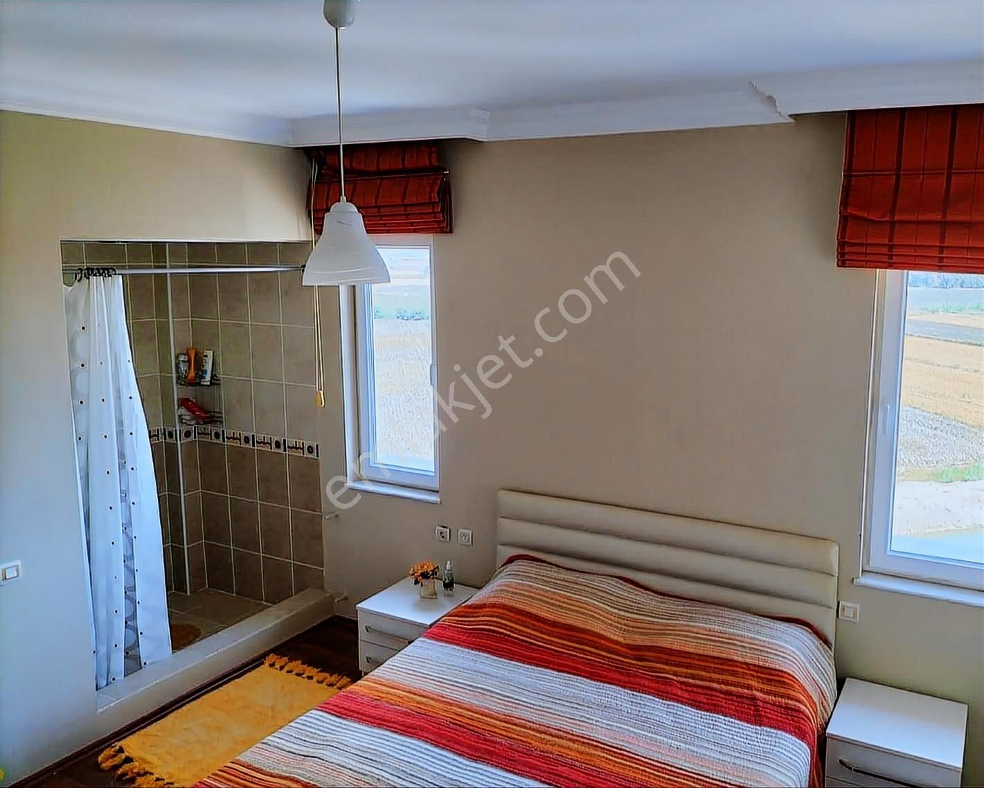 Kundu Kemerağzı Da Havuzlu Site İçerisinde Full Eşyalı Geniş 3+1 - Görsel 4