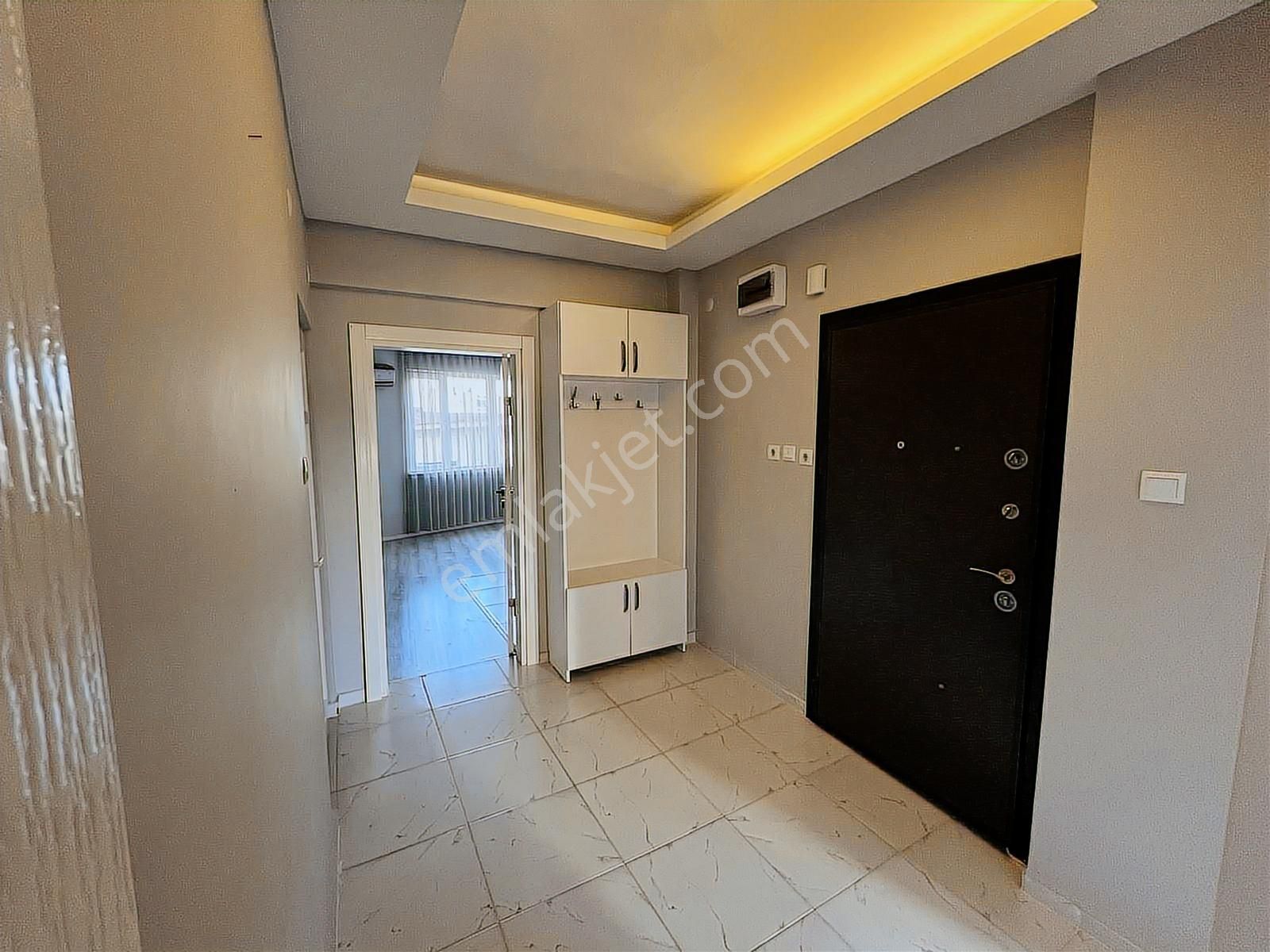 Tahılpazarı Mahallesinde Ali Çetinkaya Caddesine Cephe 2+1 Ofis - Görsel 5