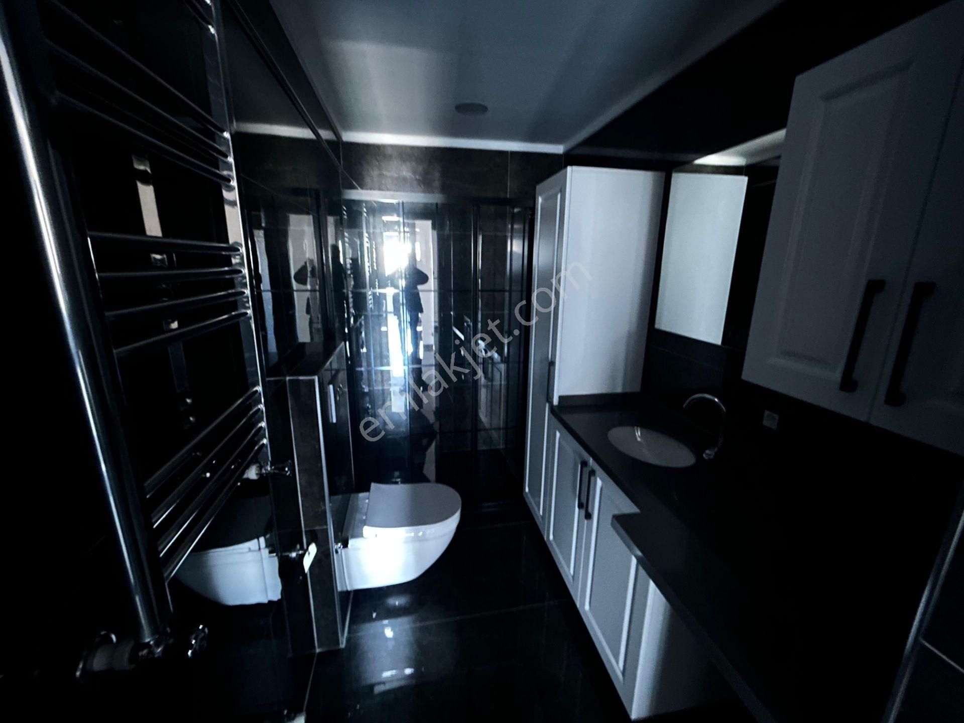 Taner'den Anadolu Bulvarına Yakın 3+1 Çift Banyo 120m2 Süper Lüks - Görsel 5