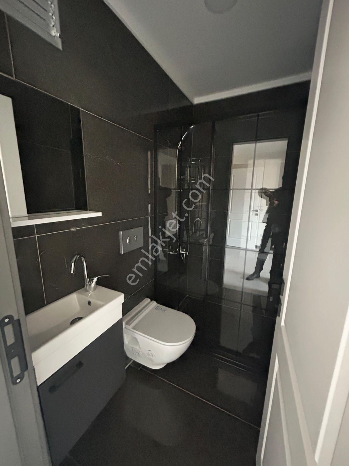 Taner'den Anadolu Bulvarına Yakın 3+1 Çift Banyo 120m2 Süper Lüks - Görsel 18