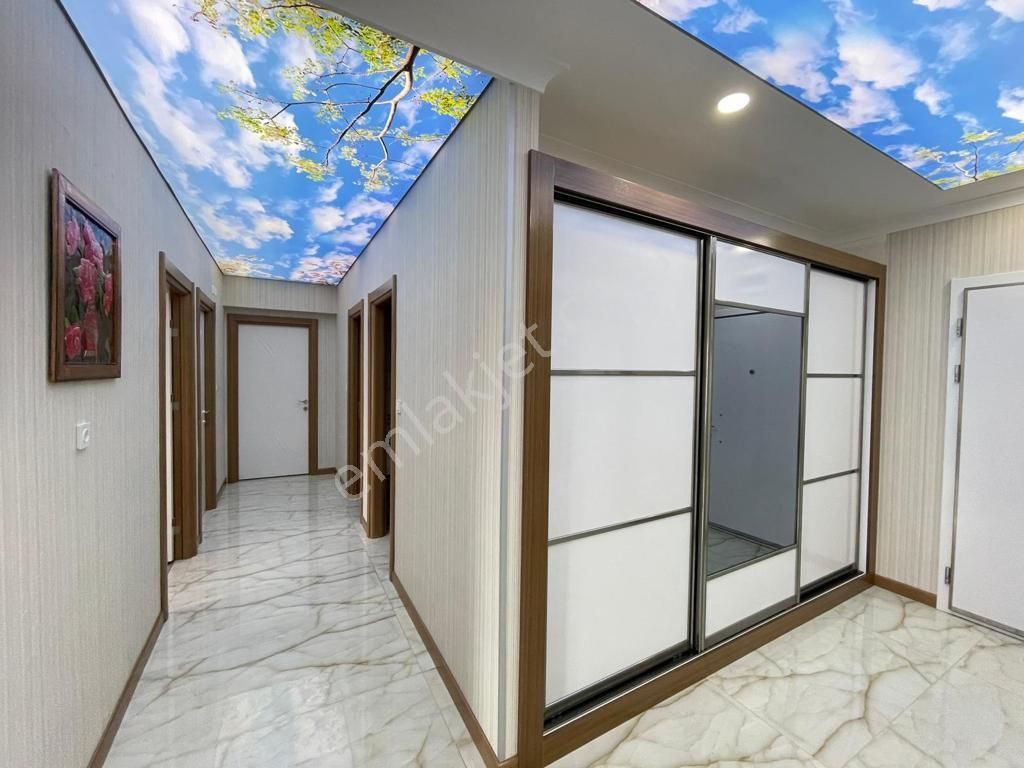 Pursaklar Mehmet Zengin Emlak'tan Otoparklı 6.kat 4+1 Ultr Lüks Sitede Daire - Görsel 20