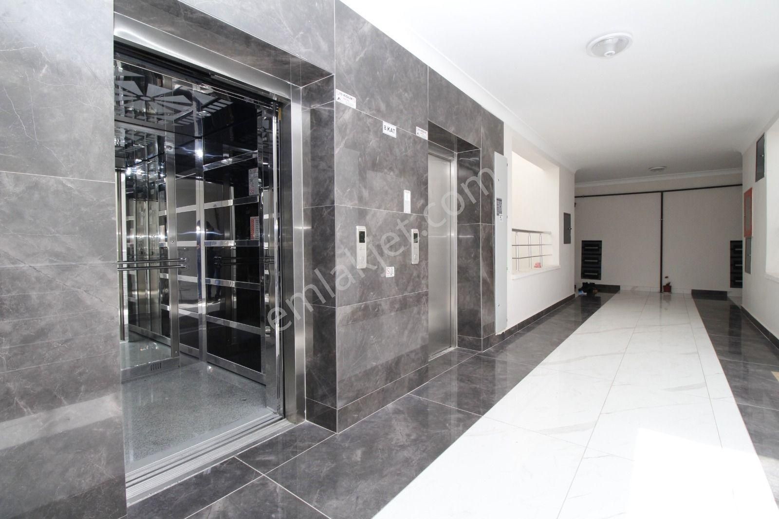 Pursaklar Mehmet Zengin Emlak'tan Otoparklı 6.kat 4+1 Ultr Lüks Sitede Daire - Görsel 26