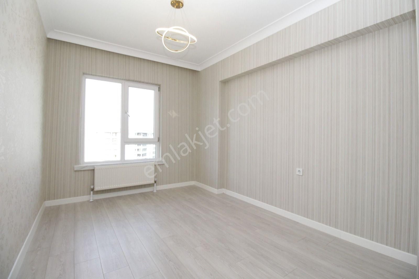 Pursaklar Mehmet Zengin Emlak'tan Otoparklı 6.kat 4+1 Ultr Lüks Sitede Daire - Görsel 13