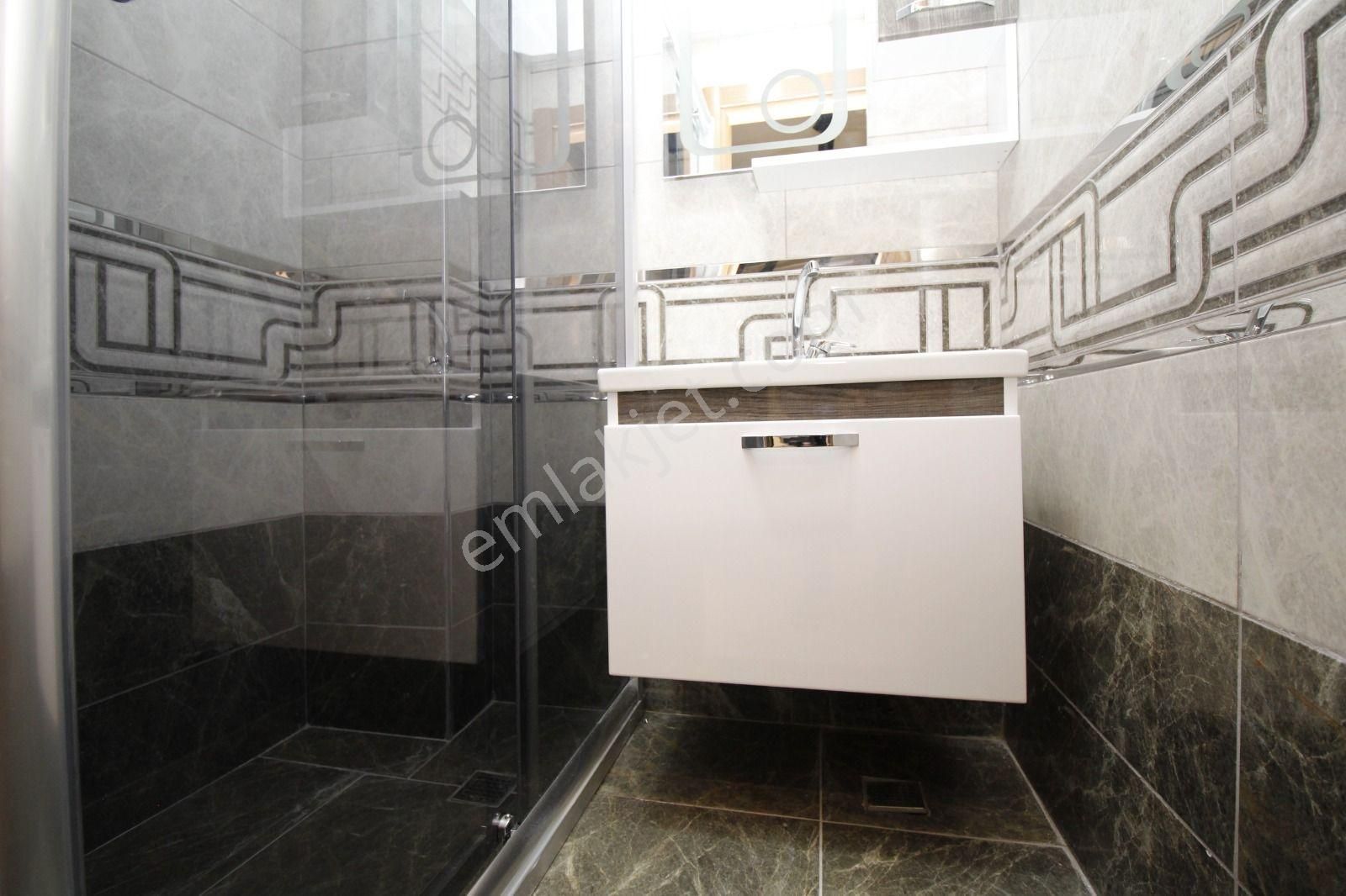 Pursaklar Mehmet Zengin Emlak'tan Otoparklı 6.kat 4+1 Ultr Lüks Sitede Daire - Görsel 16