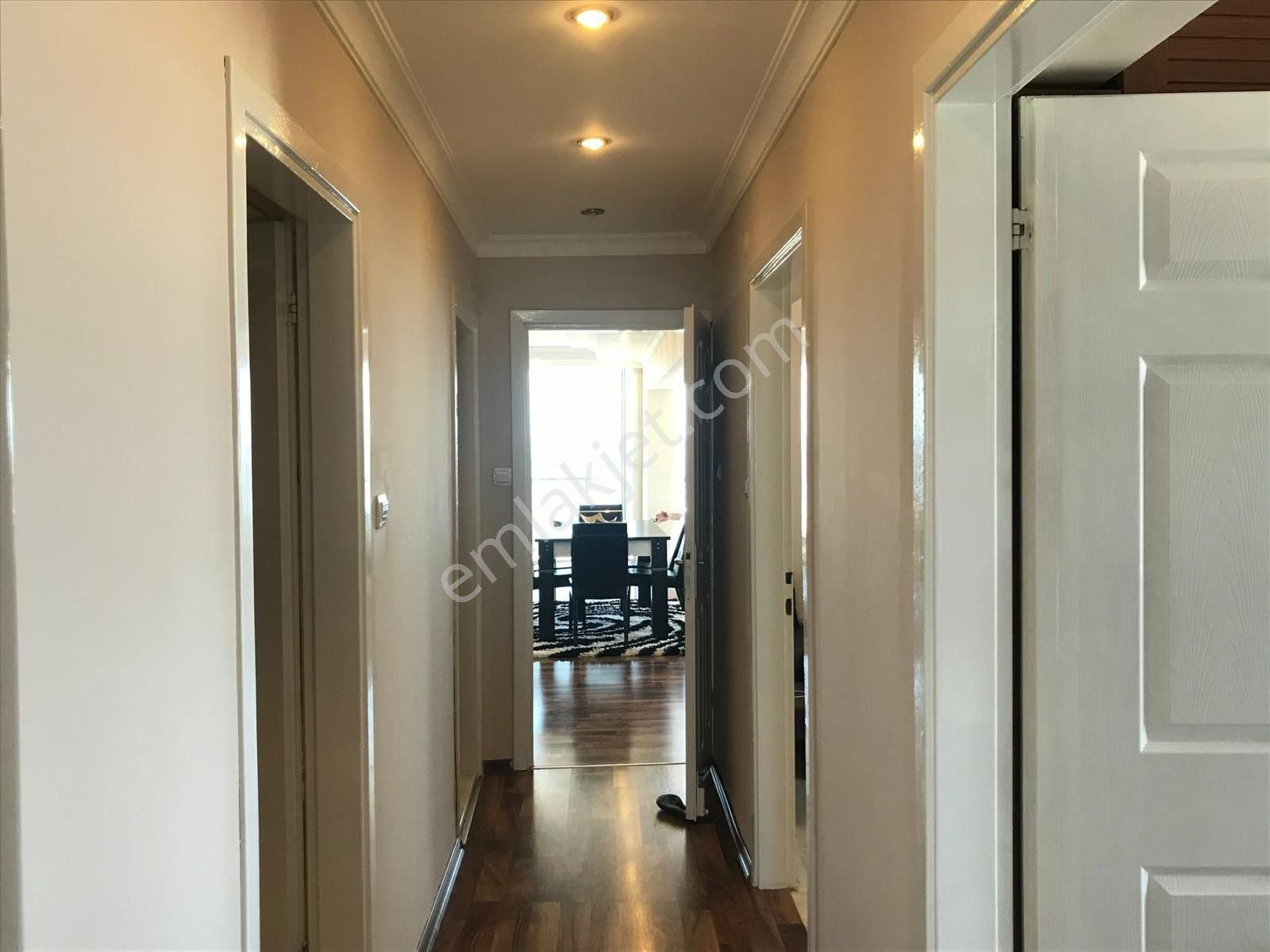 S.demirel Blv Üzeri Panoramik Göl Manzaralı Geniş Oturumlu 3+1 Ç.banyo - Görsel 31