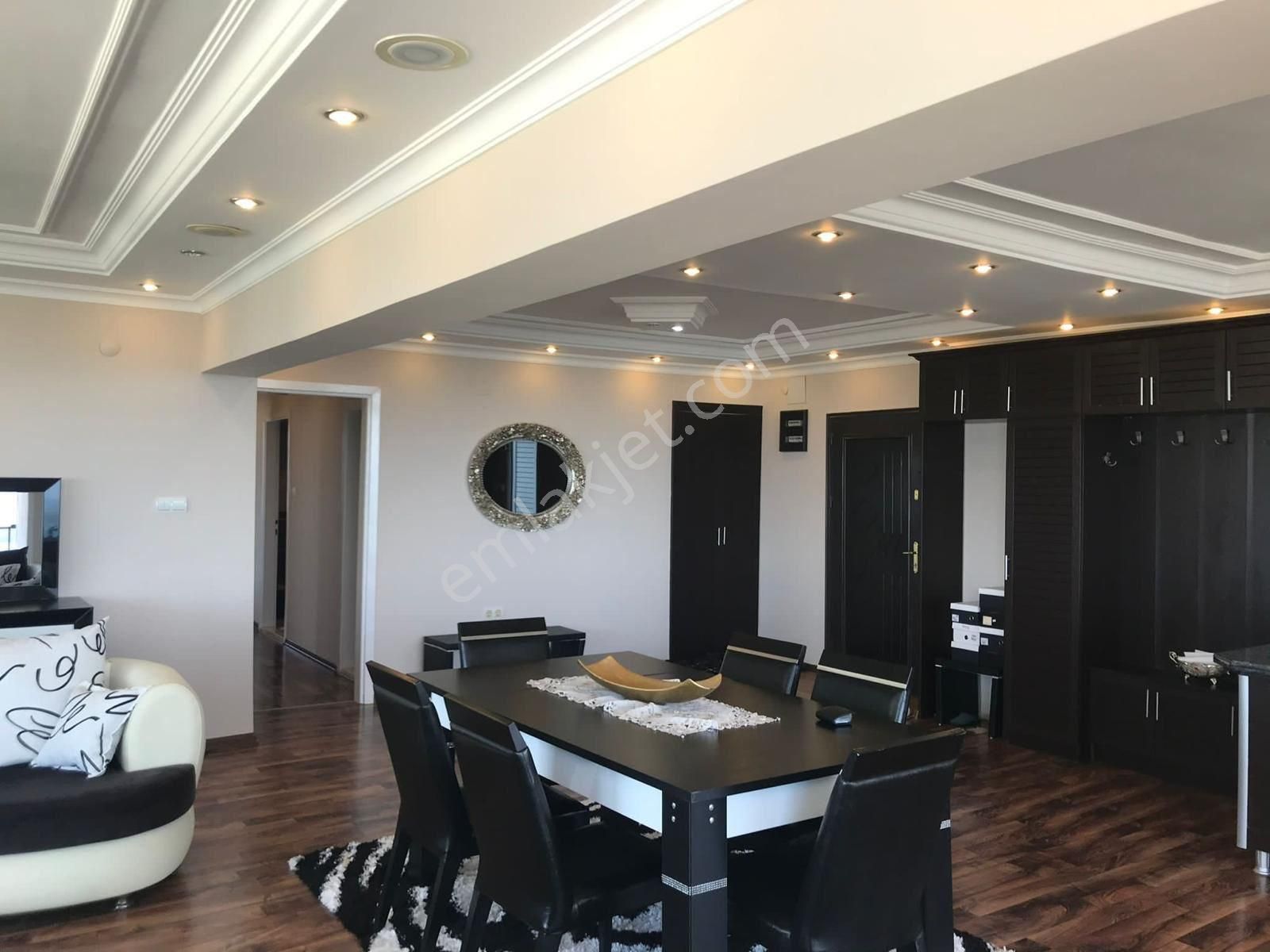 S.demirel Blv Üzeri Panoramik Göl Manzaralı Geniş Oturumlu 3+1 Ç.banyo - Görsel 5